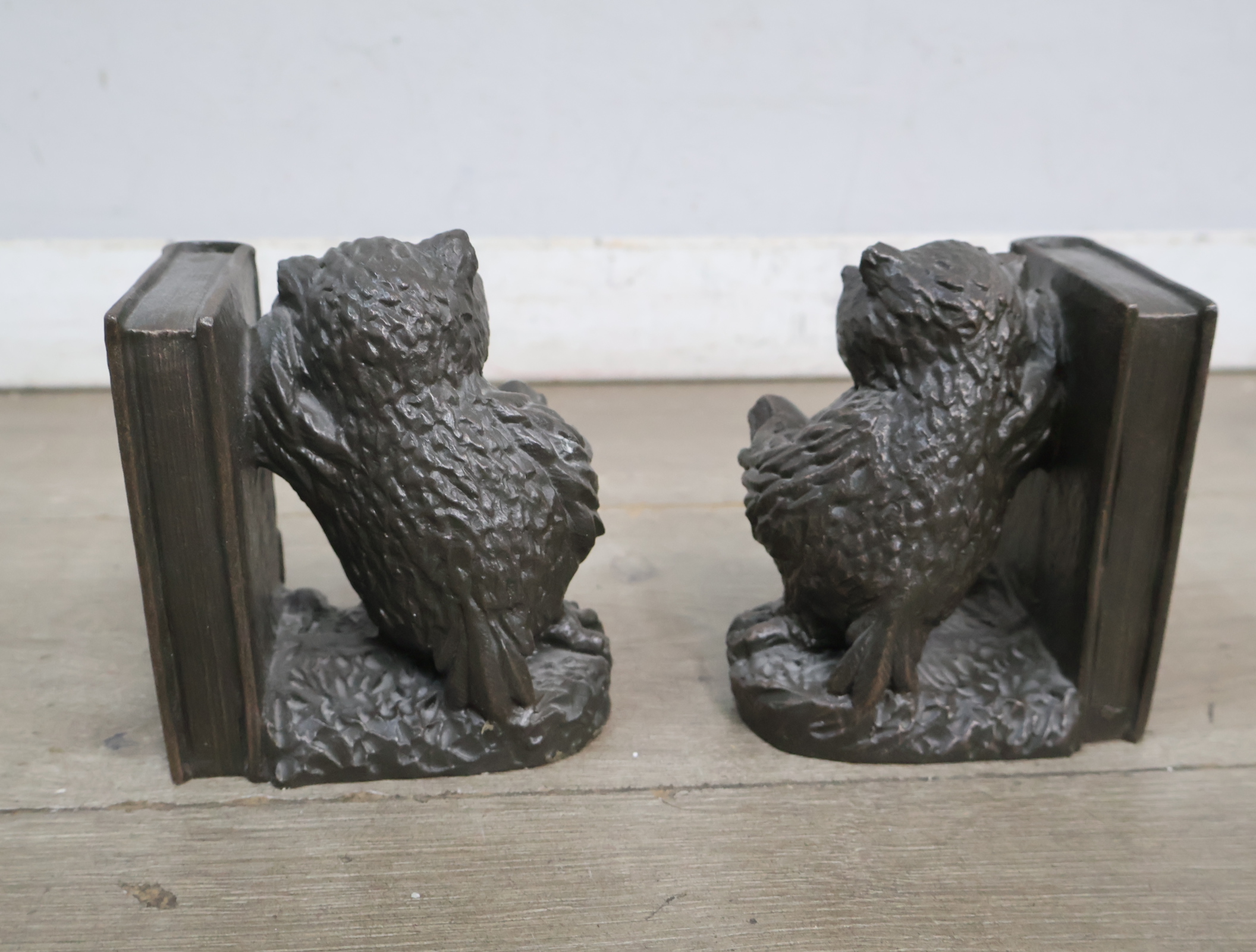 Verzameling uilen beeldjes en boekensteunen – foto 14 – kavel bij GSD Auctions, Zoeterwoude