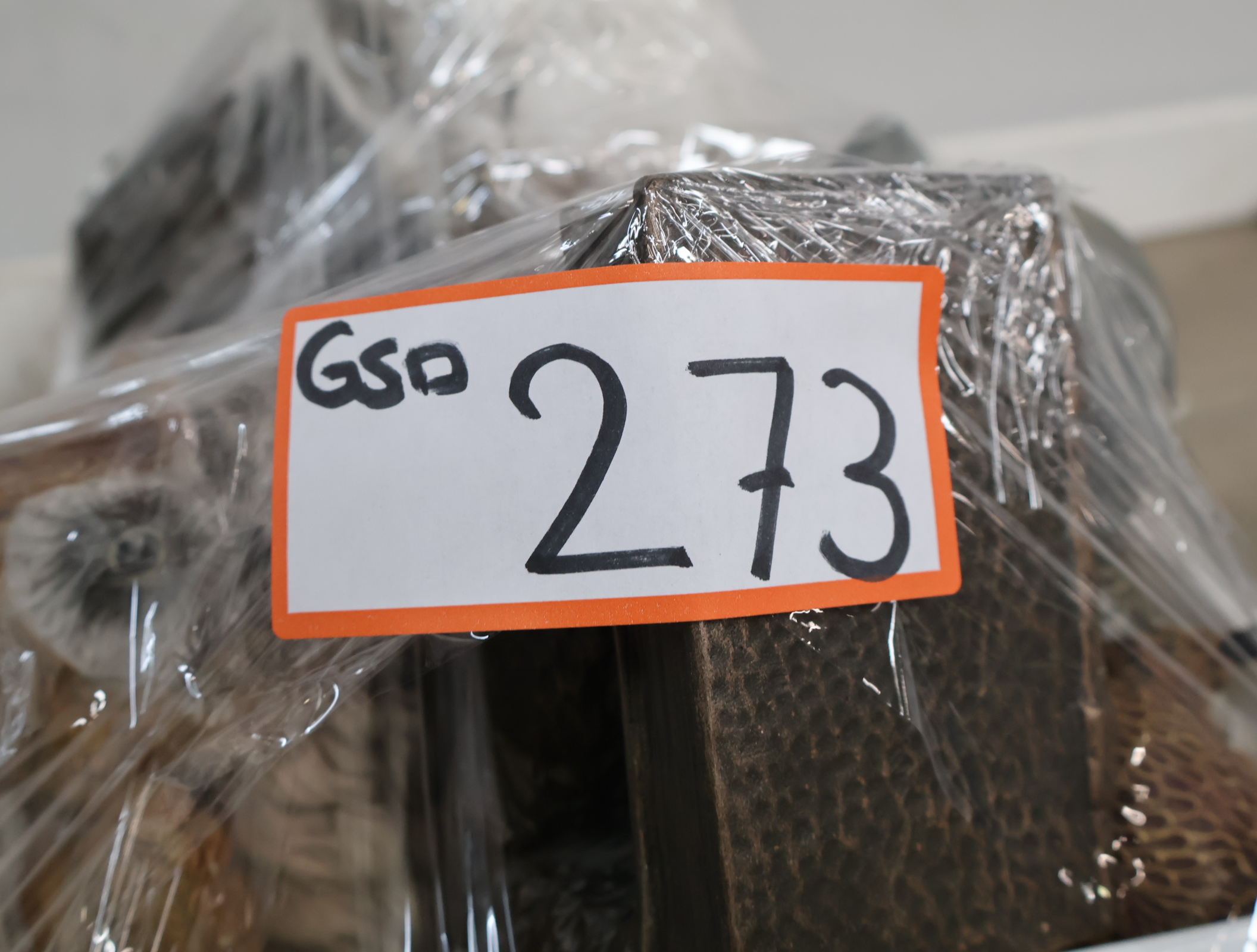 Verzameling uilen beeldjes en boekensteunen – foto 23 – kavel bij GSD Auctions, Zoeterwoude