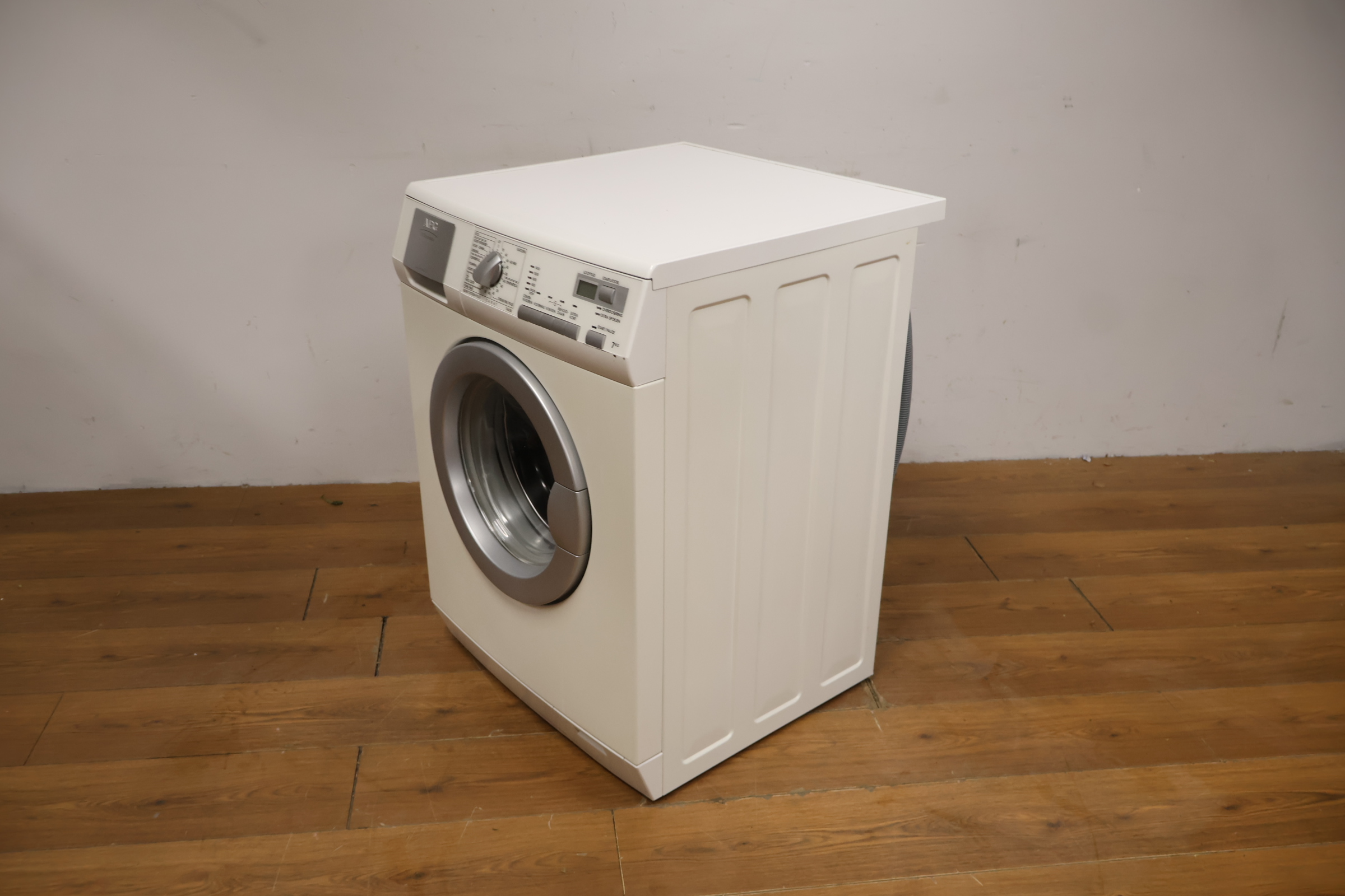 AEG Electrolux Lavanat Wasmachine - 7KG' – foto 10 – kavel bij GSD Auctions, Zoeterwoude