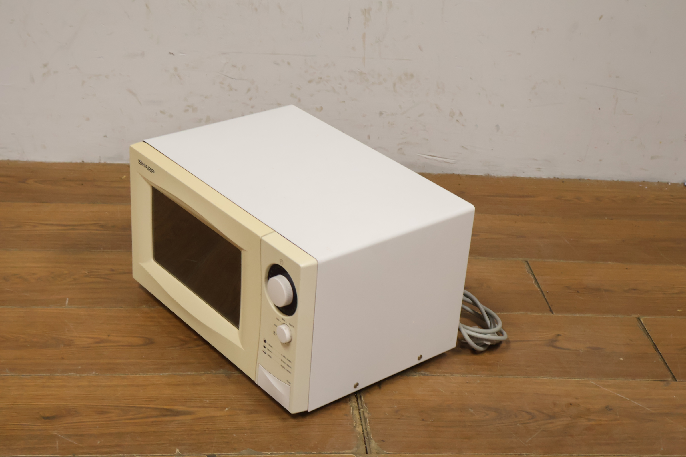 Sharp magnetron' – foto 9 – kavel bij GSD Auctions, Zoeterwoude