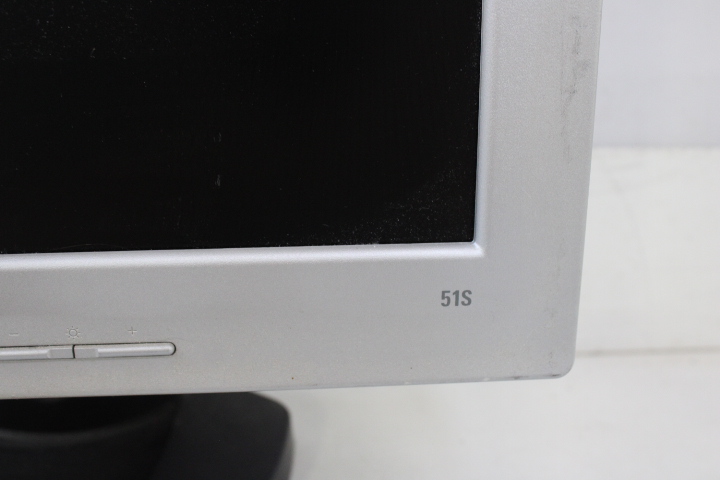 Samtron SyncMaster 51s computerscherm' – foto 5 – kavel bij GSD Auctions, Zoeterwoude