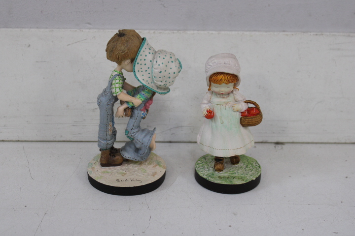 Vintage porseleinen beeldjes van kinderen' – foto 2 – kavel bij GSD Auctions, Zoeterwoude