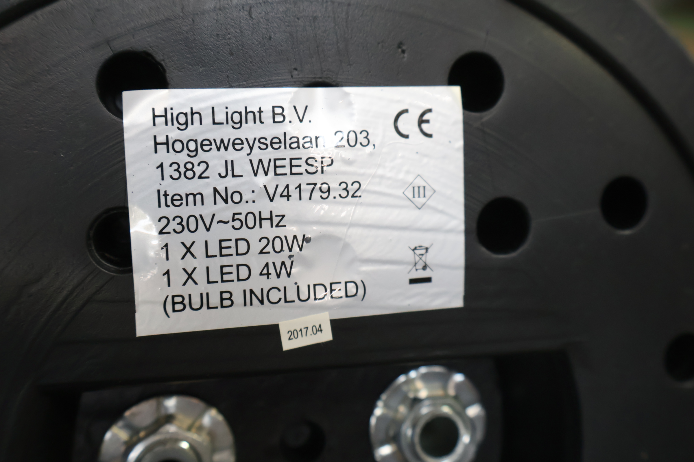 Staande metalen vloerlamp met goudkleurige afwerking' – foto 15 – kavel bij GSD Auctions, Zoeterwoude