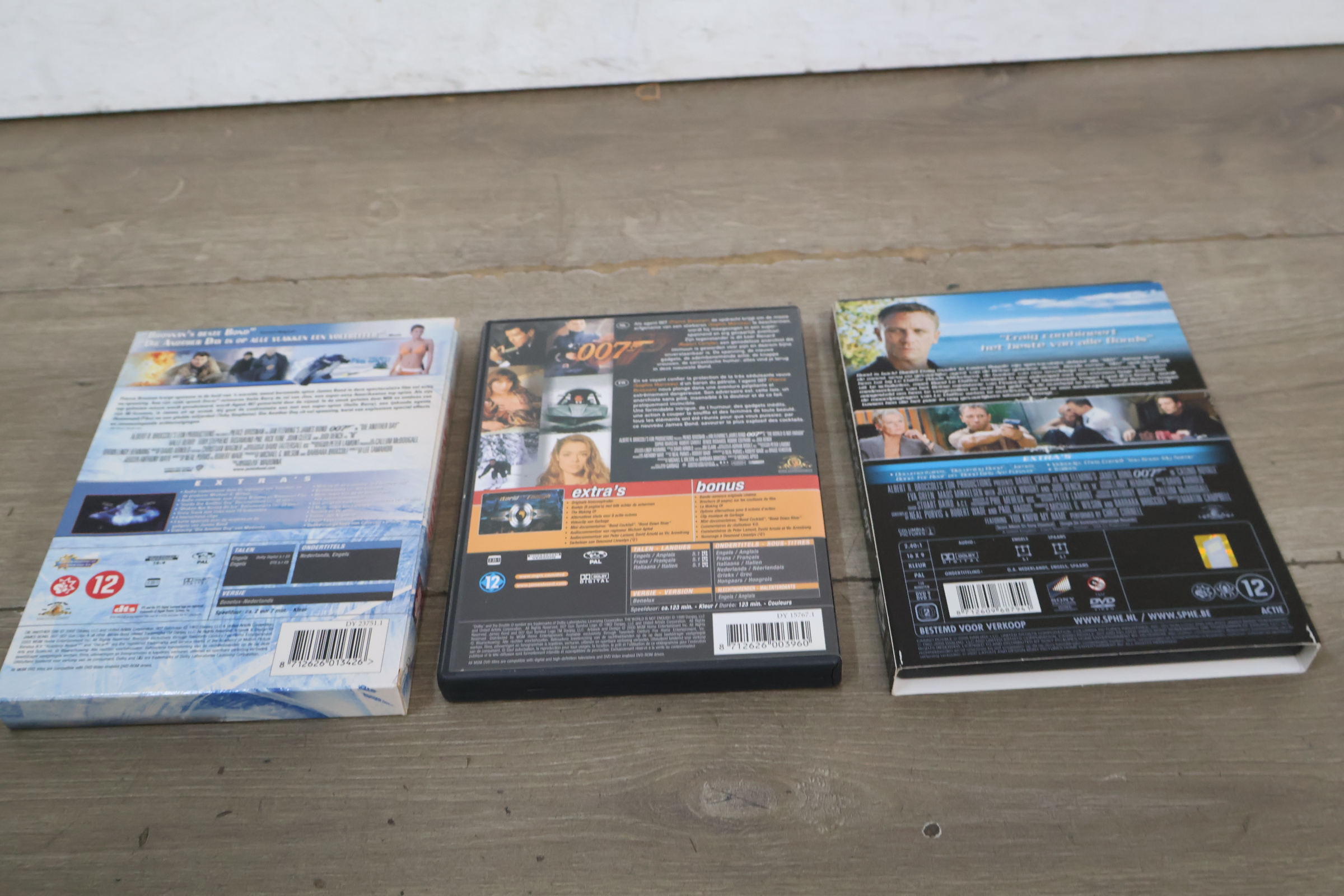James Bond 007 DVD collector's set' – foto 3 – kavel bij GSD Auctions, Zoeterwoude