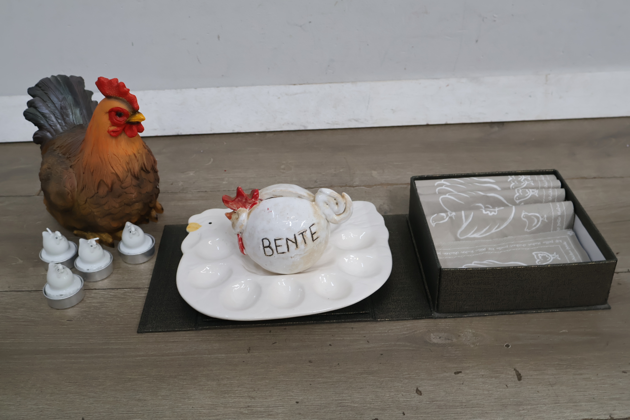 Kippen Ornamenten' – foto 4 – kavel bij GSD Auctions, Zoeterwoude