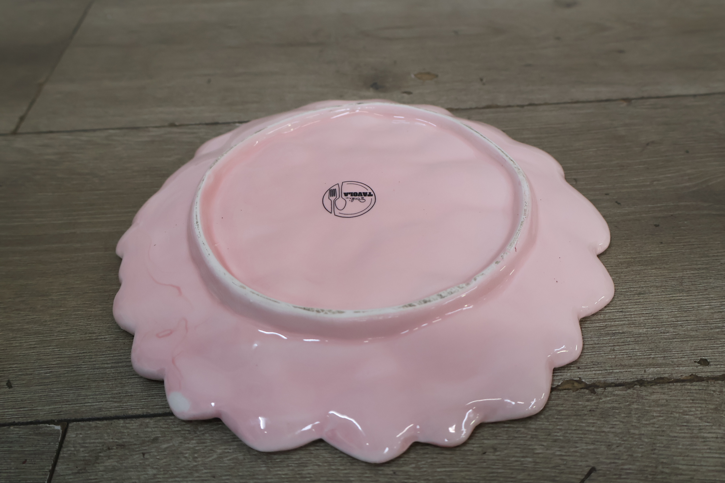 Decoratief keramisch kleurrijk bloemvormig bord' – foto 12 – kavel bij GSD Auctions, Zoeterwoude