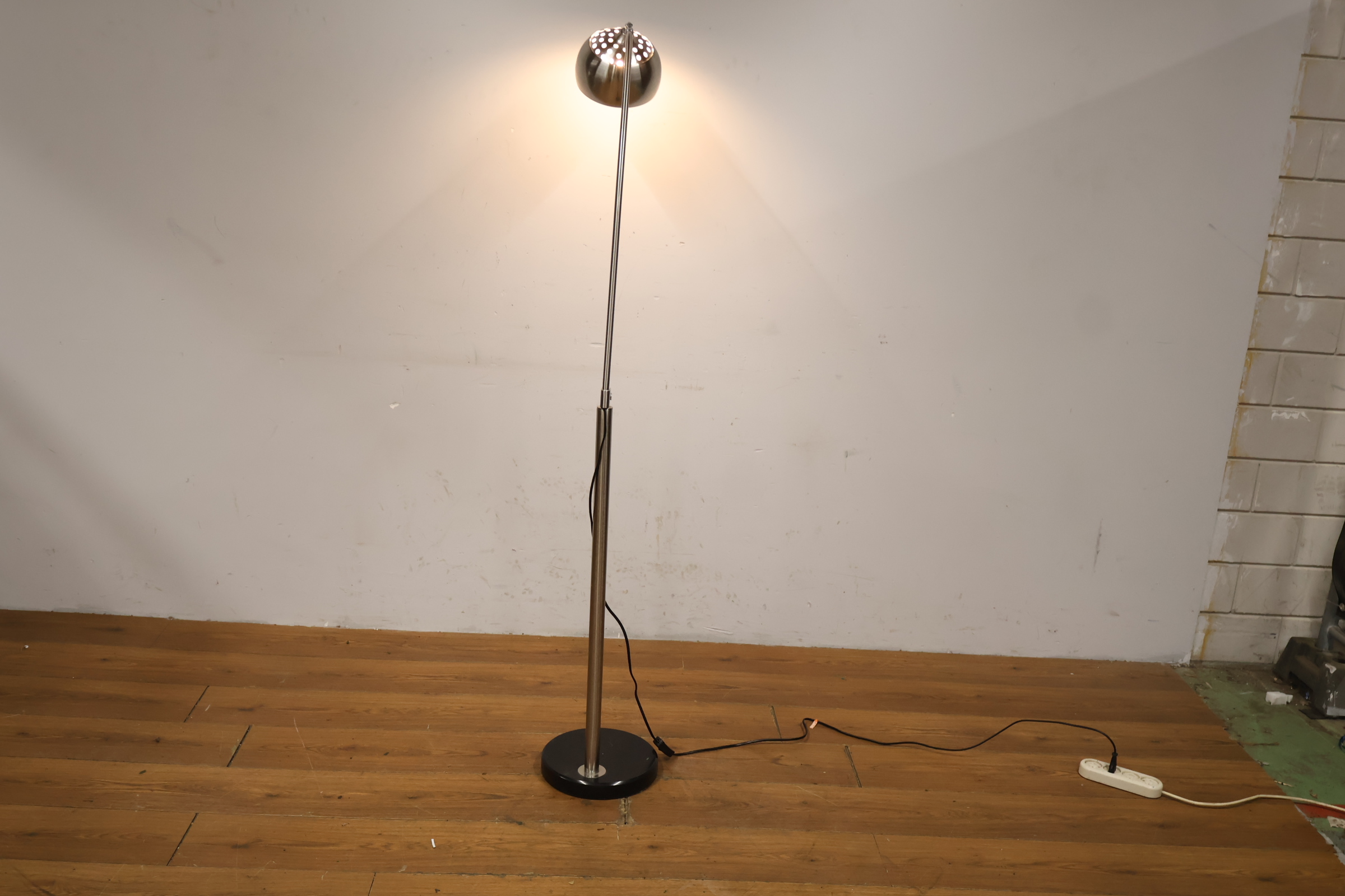 Booglamp, Vloerlamp – foto 8 – kavel bij GSD Auctions, Zoeterwoude