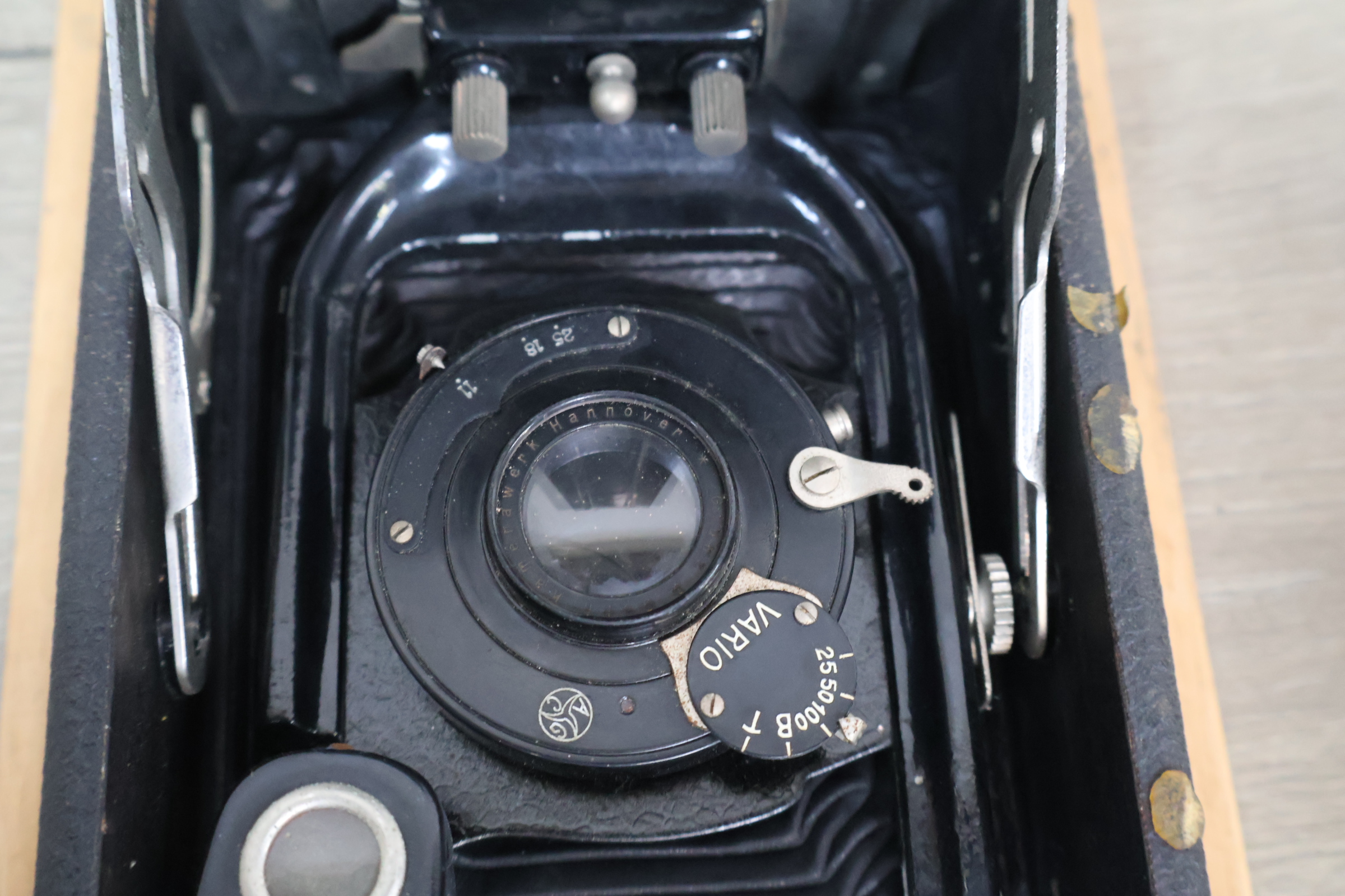 Antieke platencamera Vario – foto 8 – kavel bij GSD Auctions, Zoeterwoude