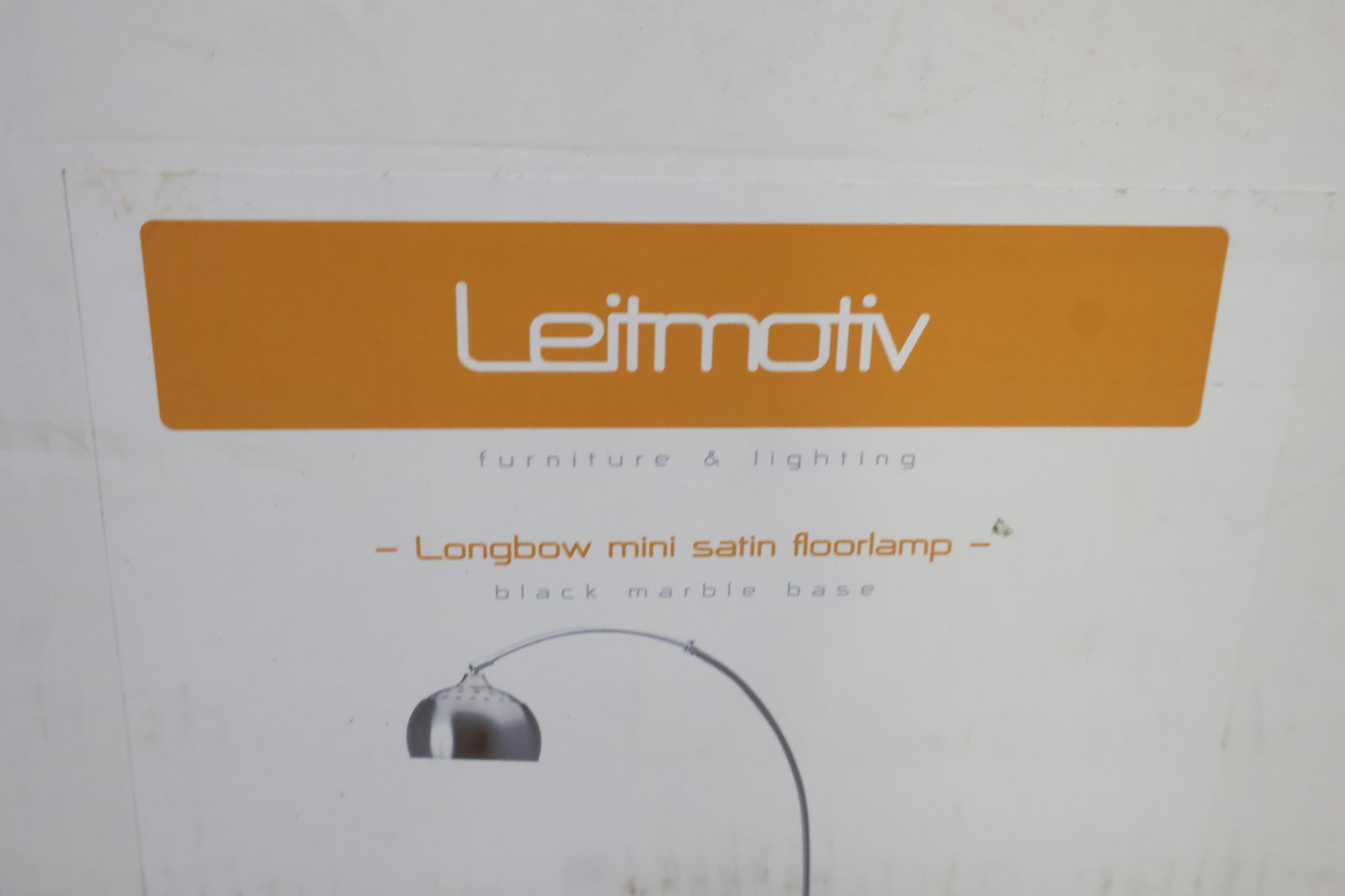 Leitmotiv vloerlamp met boogarm en metalen kap – foto 10 – kavel bij GSD Auctions, Zoeterwoude