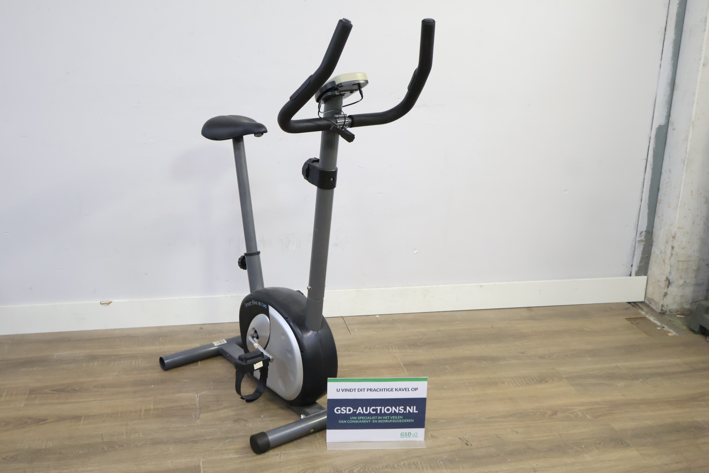 Sport Bike hometrainer – foto 2 – kavel bij GSD Auctions, Zoeterwoude