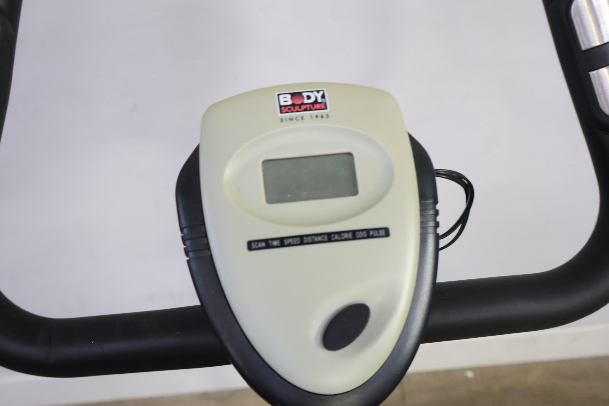 Sport Bike hometrainer – foto 8 – kavel bij GSD Auctions, Zoeterwoude