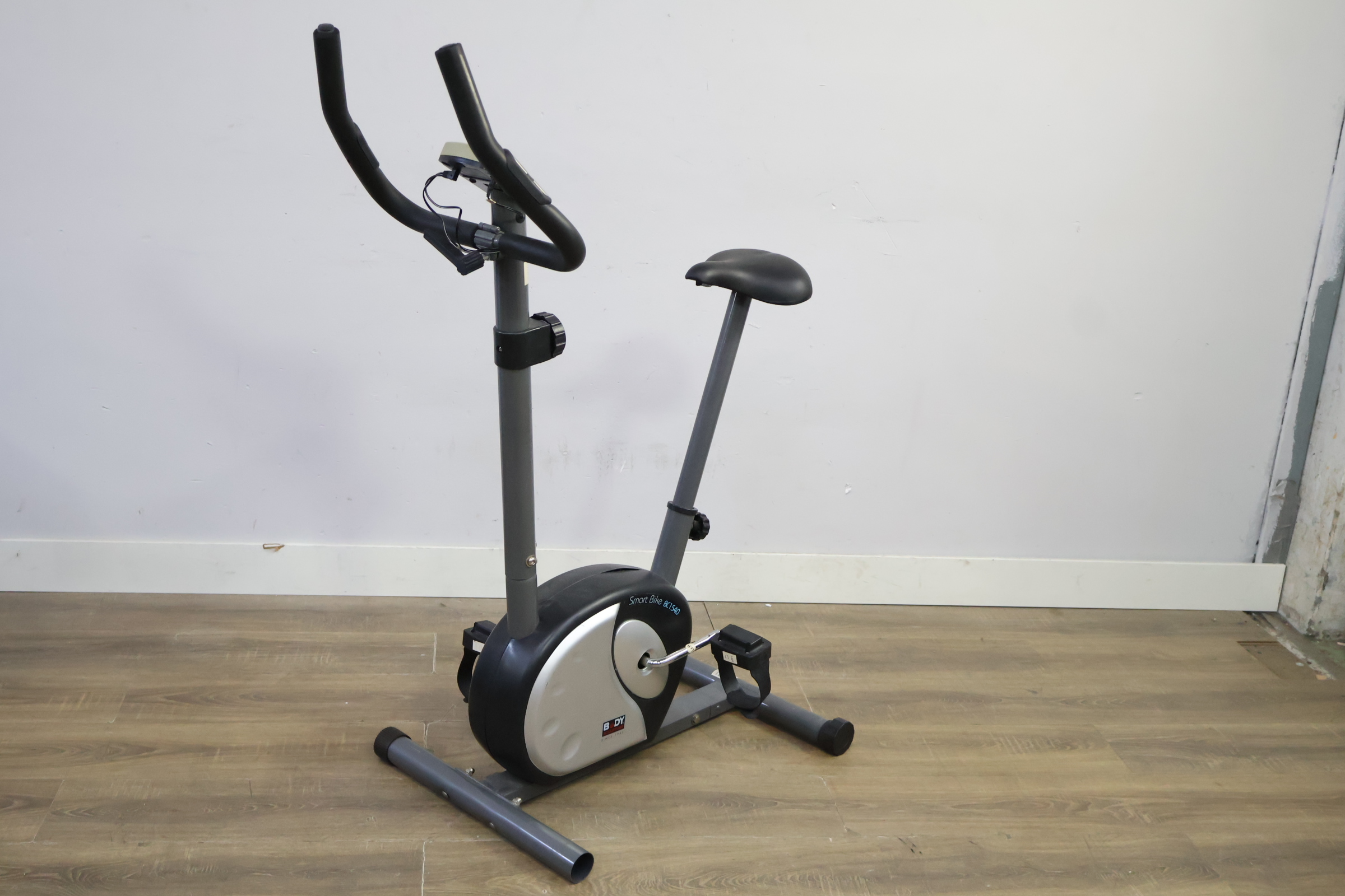 Sport Bike hometrainer – foto 15 – kavel bij GSD Auctions, Zoeterwoude