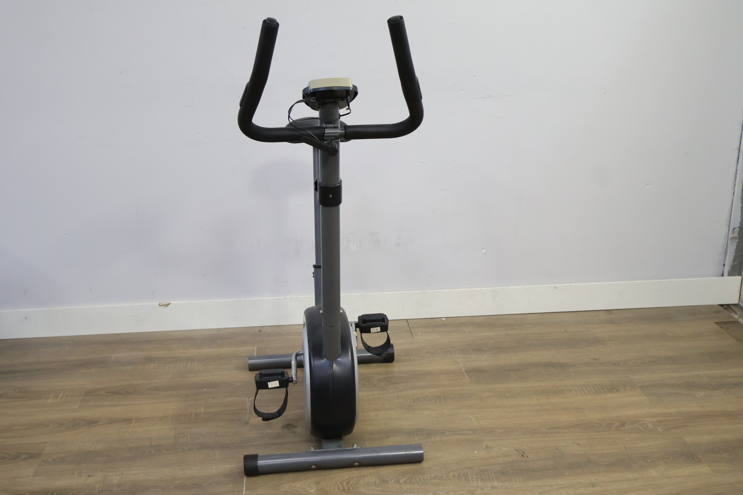 Sport Bike hometrainer – foto 16 – kavel bij GSD Auctions, Zoeterwoude