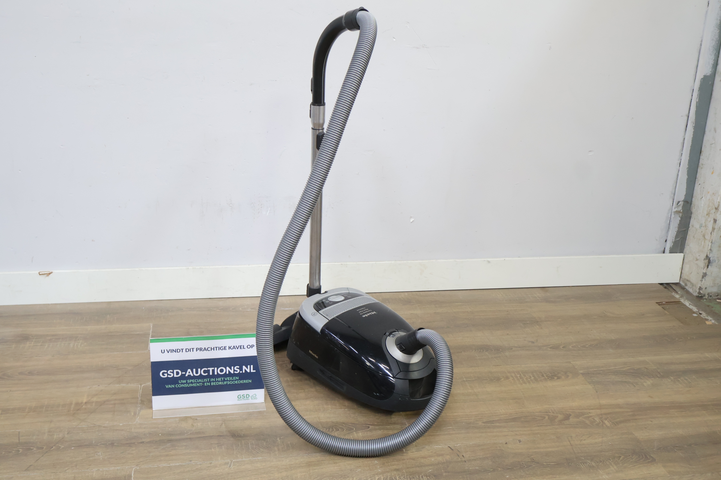 Miele stofzuiger Complete C2 Black Pearl – foto 2 – kavel bij GSD Auctions, Zoeterwoude