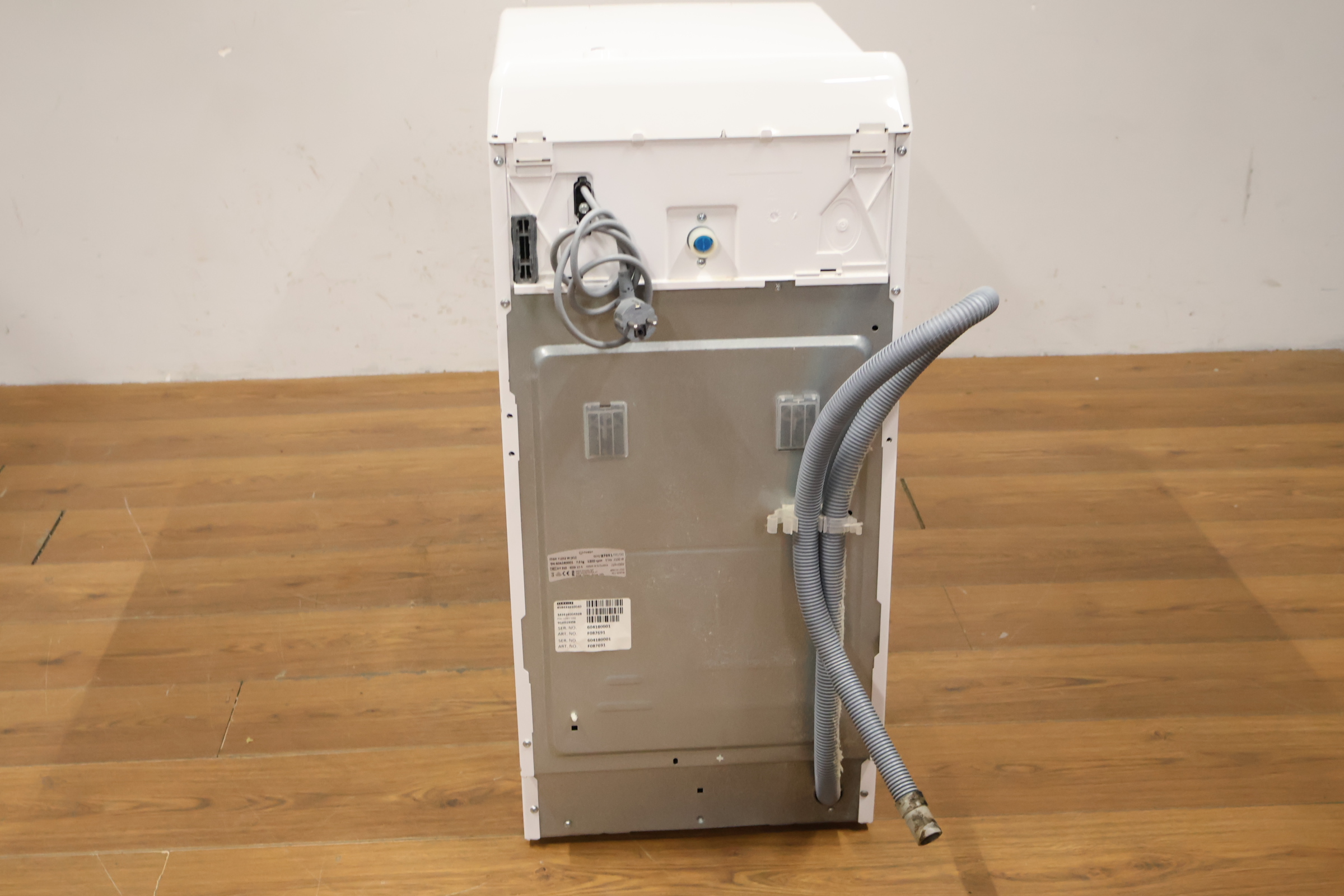 Indesit bovenlader wasmachine wit – foto 6 – kavel bij GSD Auctions, Zoeterwoude
