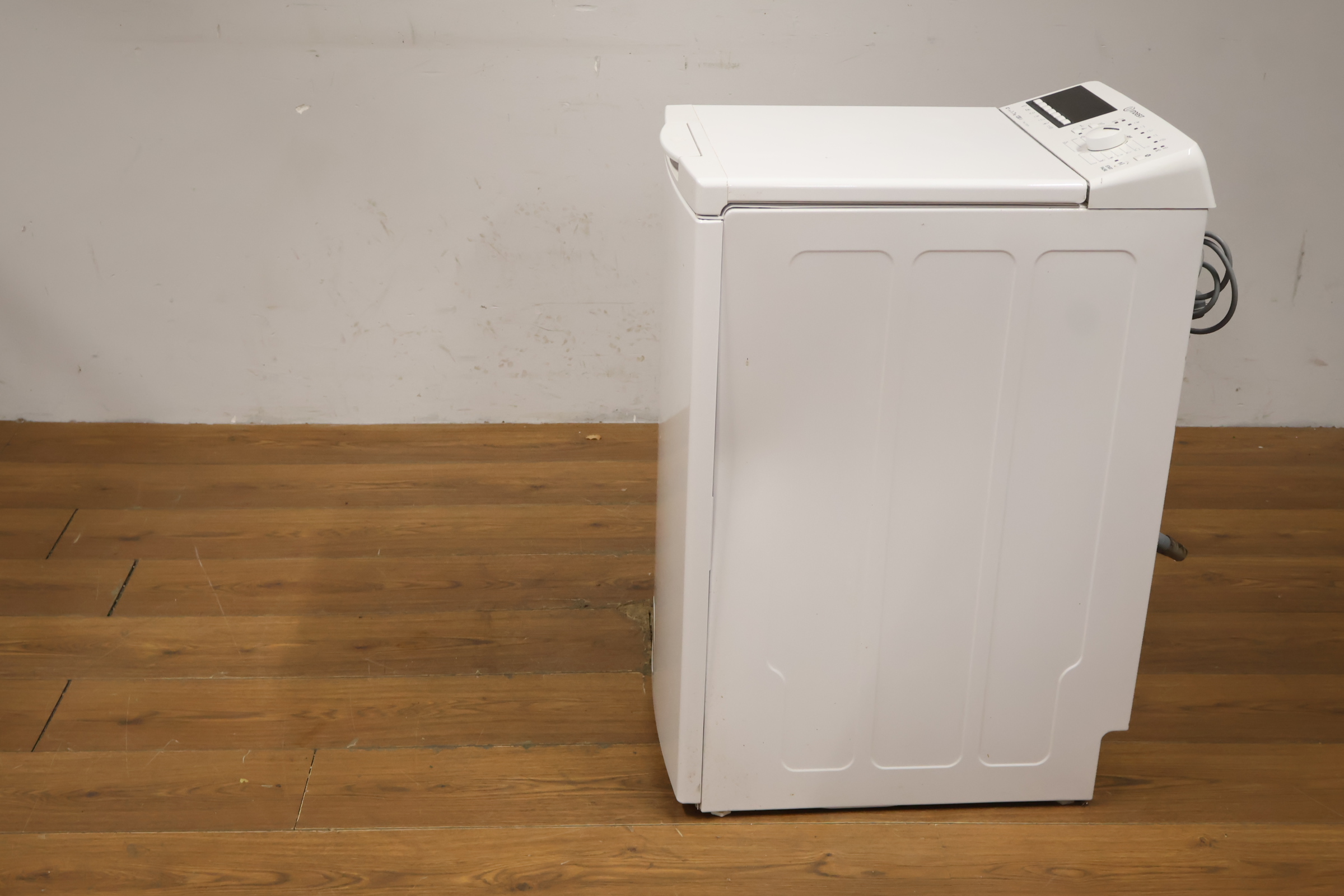 Indesit bovenlader wasmachine wit – foto 9 – kavel bij GSD Auctions, Zoeterwoude