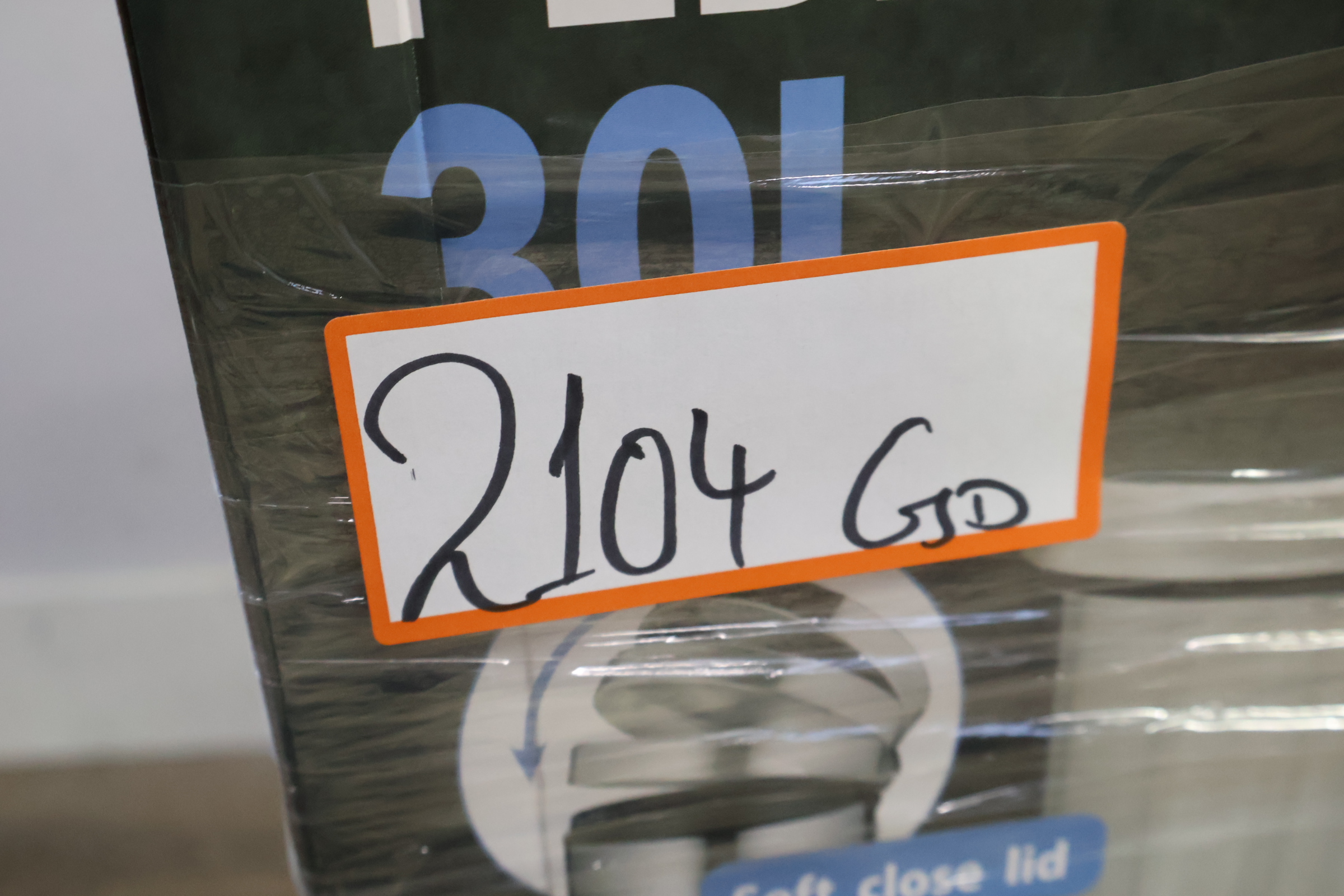 pedaalemmer 30L RVS prullenbak – foto 14 – kavel bij GSD Auctions, Zoeterwoude