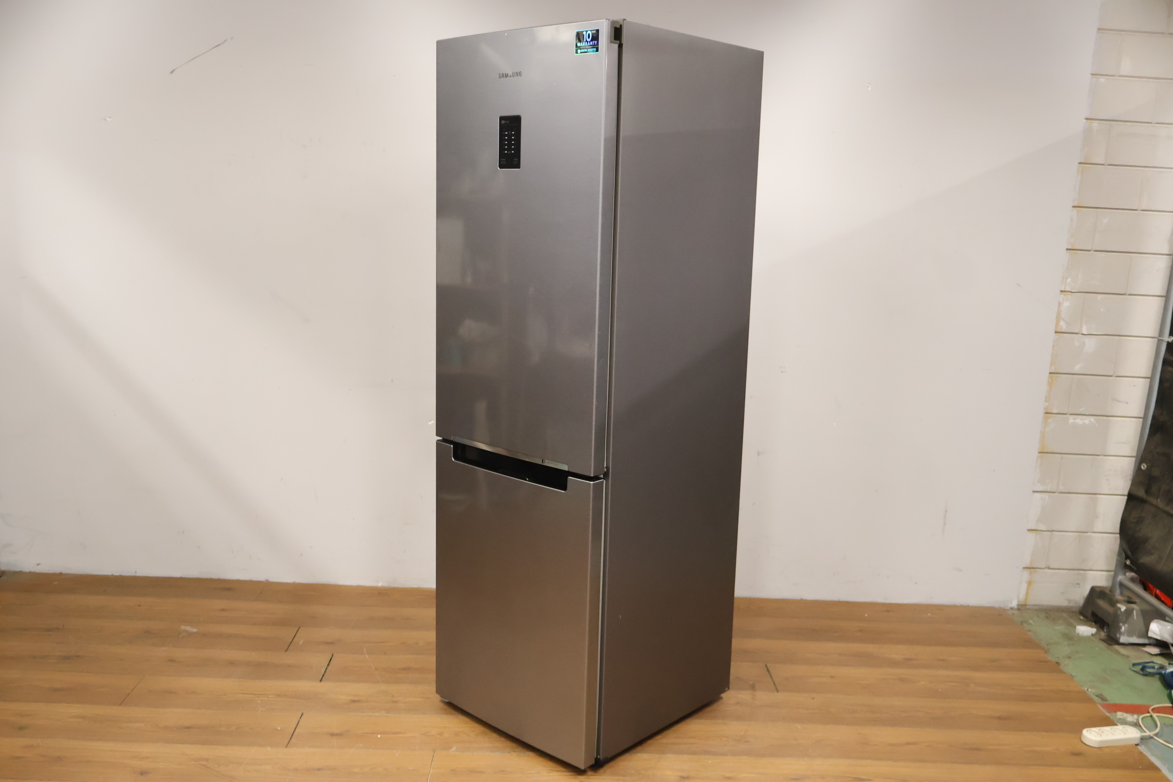 Samsung koelkast – foto 9 – kavel bij GSD Auctions, Zoeterwoude