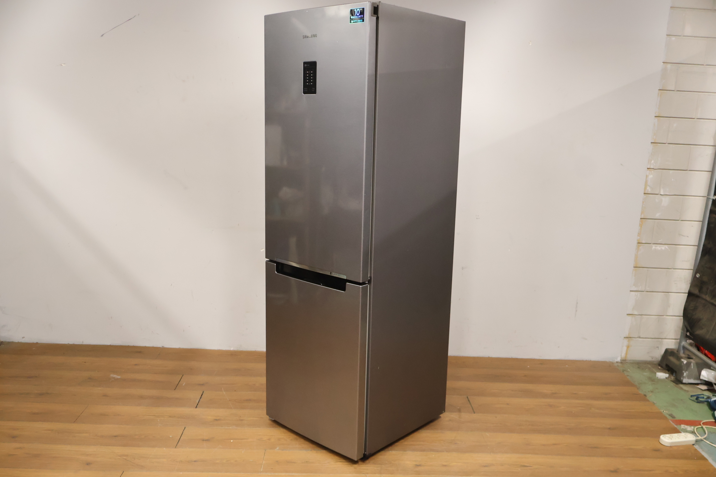 Samsung koelkast – foto 10 – kavel bij GSD Auctions, Zoeterwoude