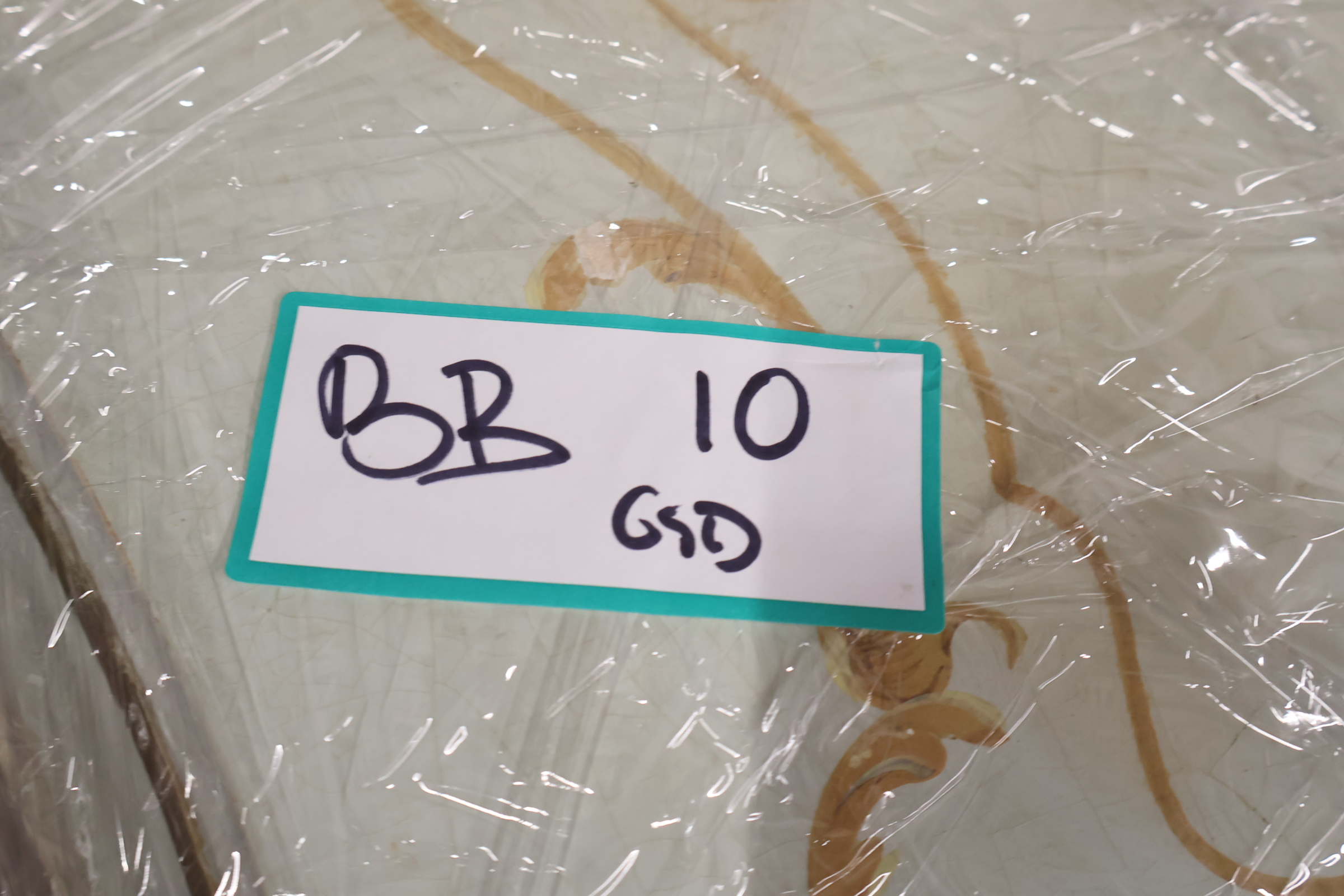 Antieke commode met handgeschilderde bloemendecoratie – foto 20 – kavel bij GSD Auctions, Zoeterwoude
