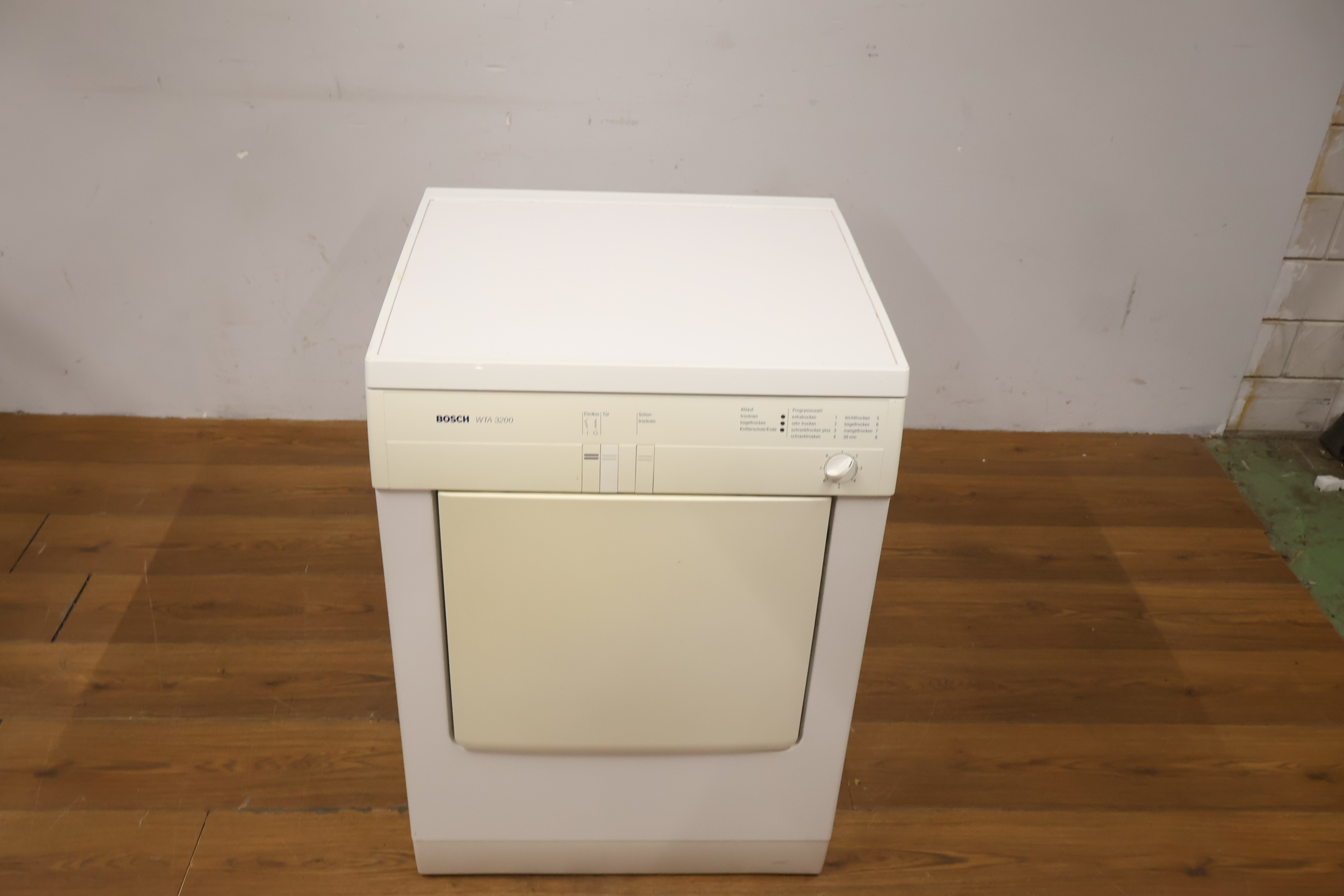 Bosch wasdroger – foto 16 – kavel bij GSD Auctions, Zoeterwoude
