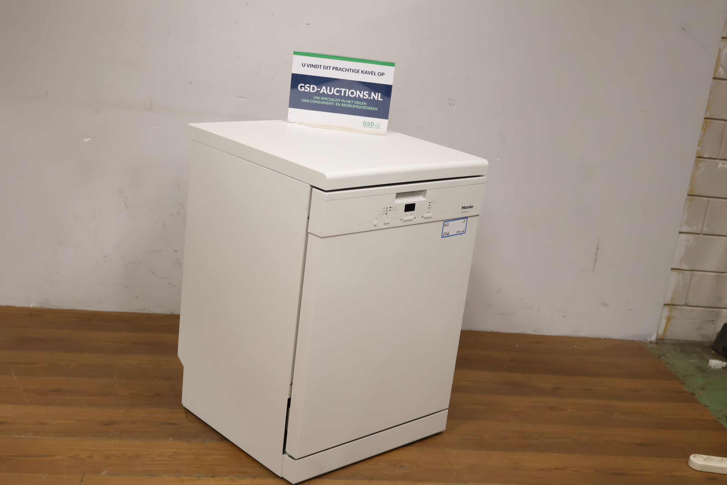Miele vaatwasser wit – foto 2 – kavel bij GSD Auctions, Zoeterwoude