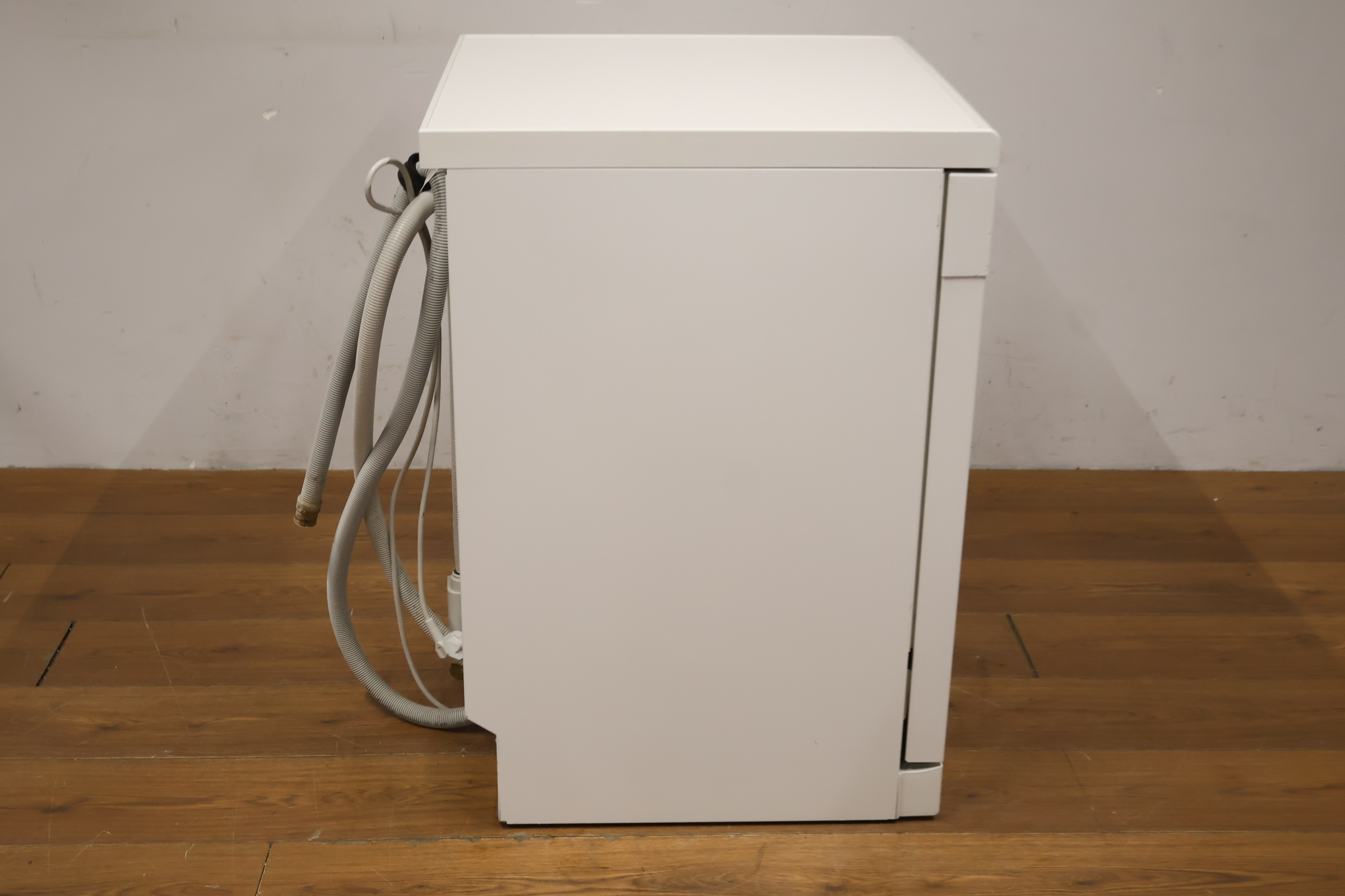 Miele vaatwasser wit – foto 4 – kavel bij GSD Auctions, Zoeterwoude