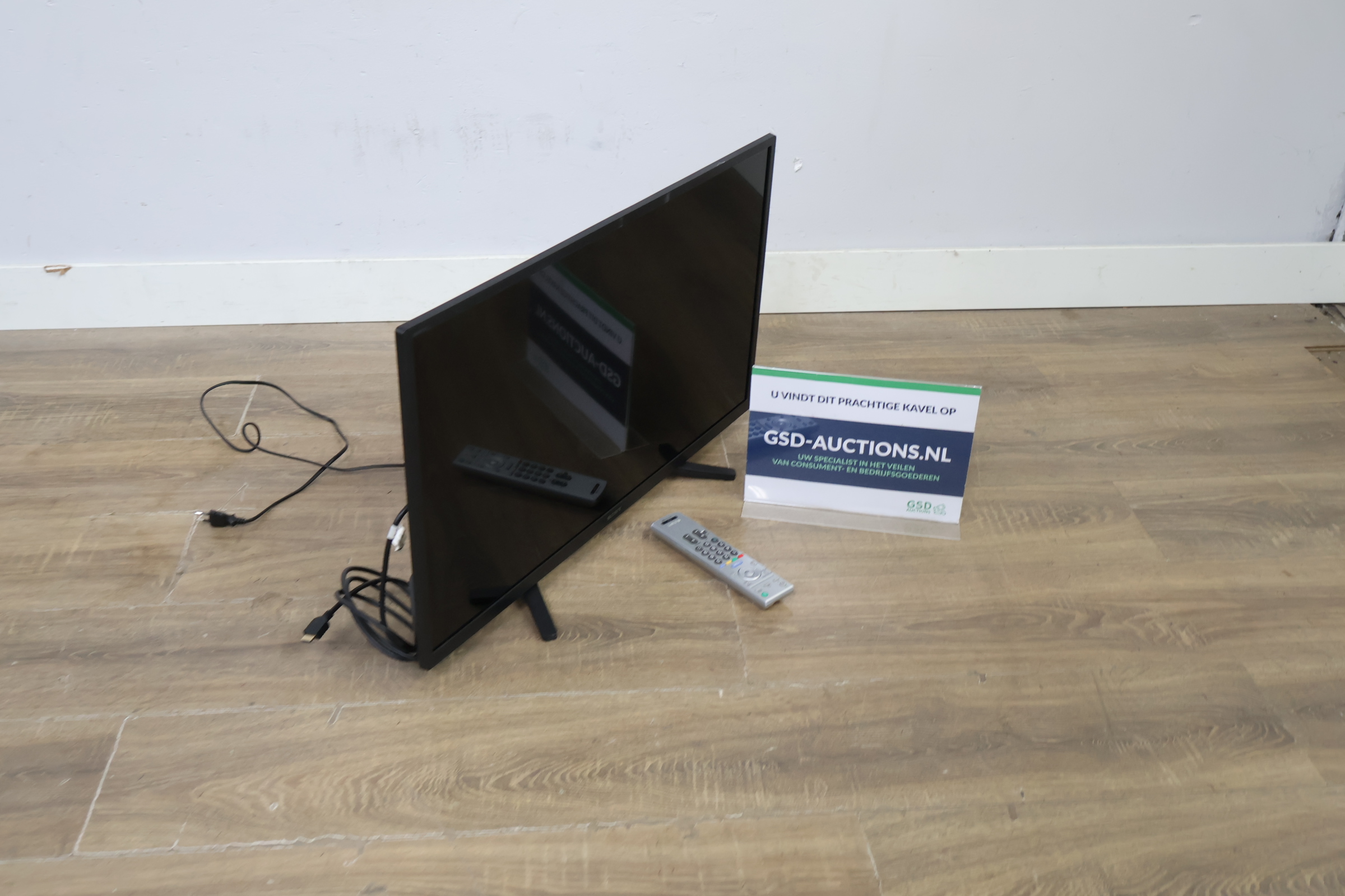 Sony televisiescherm met afstandsbediening – foto 2 – kavel bij GSD Auctions, Zoeterwoude