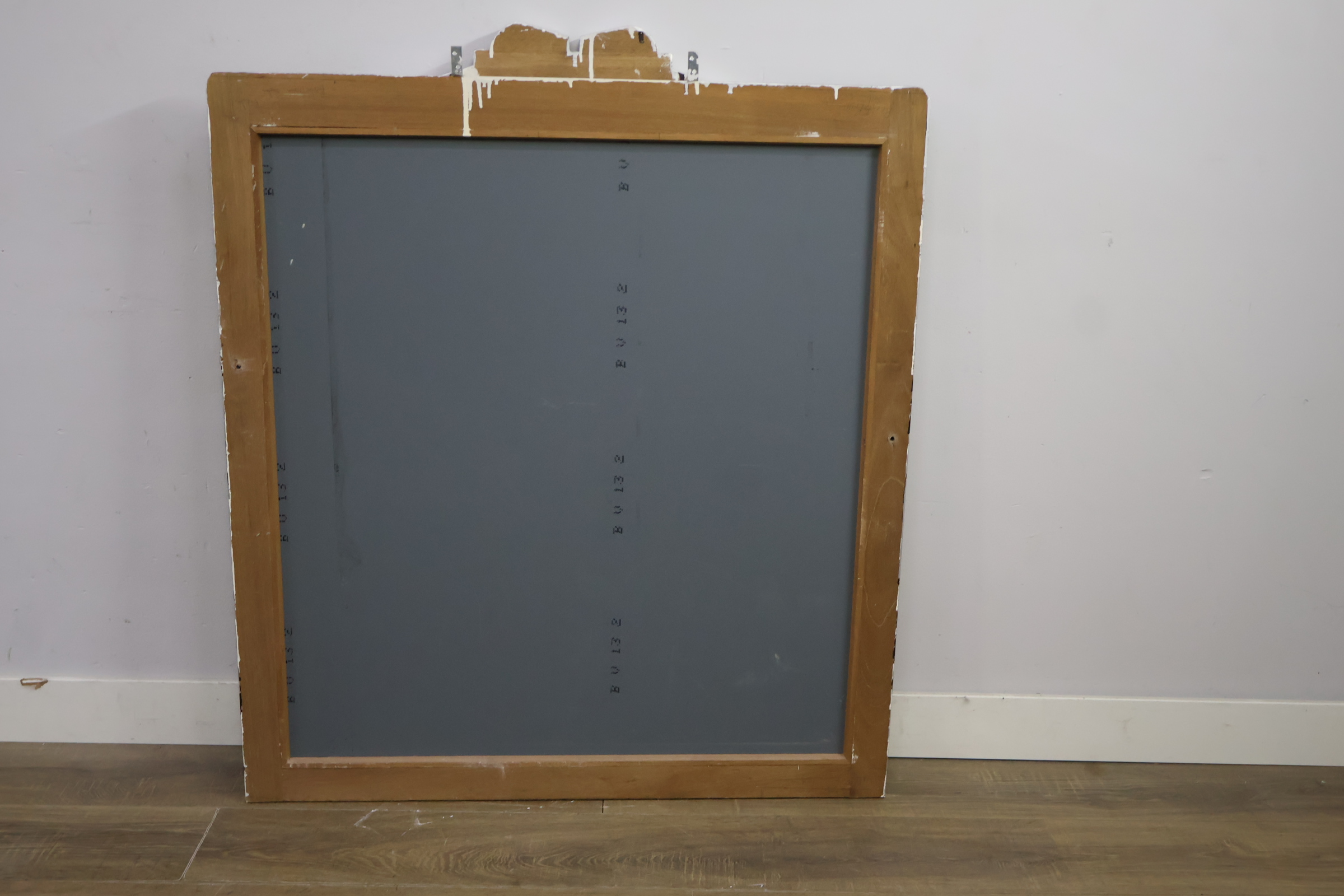 Vintage spiegel met grijze omlijsting – foto 6 – kavel bij GSD Auctions, Zoeterwoude