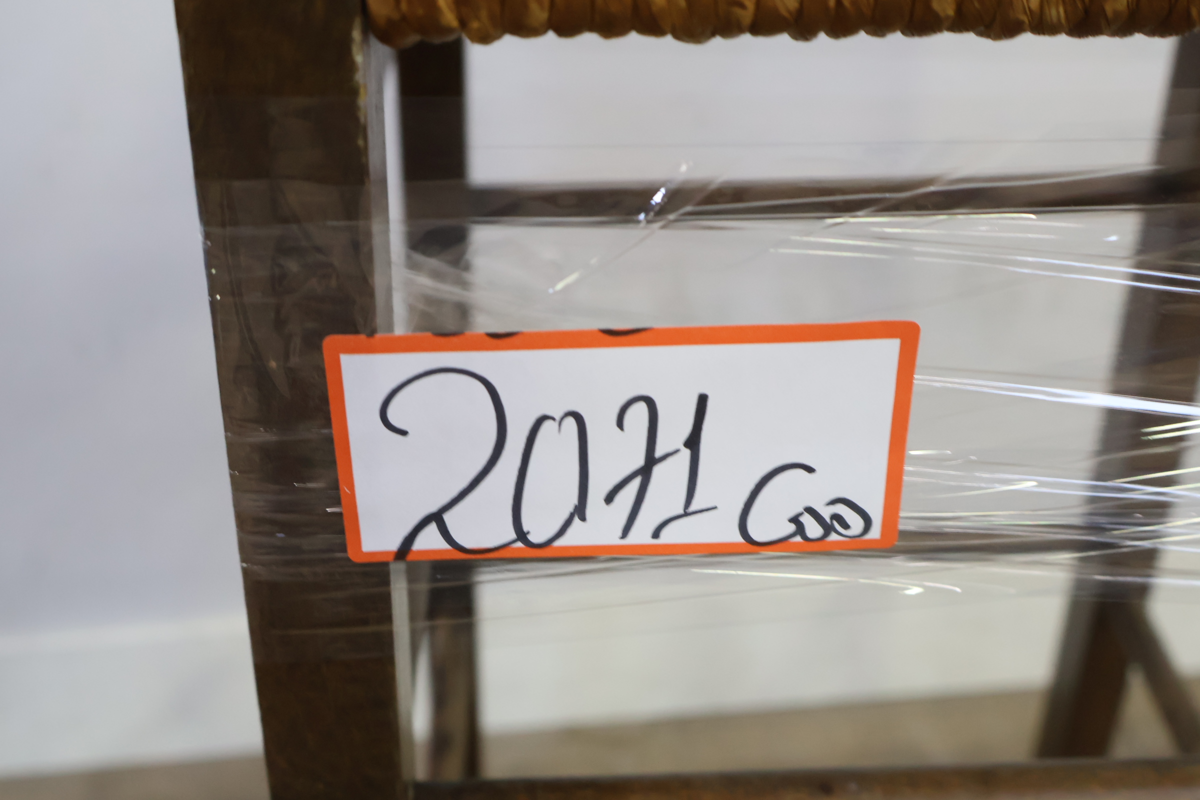 Houten barkruk met gevlochten zitting – foto 14 – kavel bij GSD Auctions, Zoeterwoude
