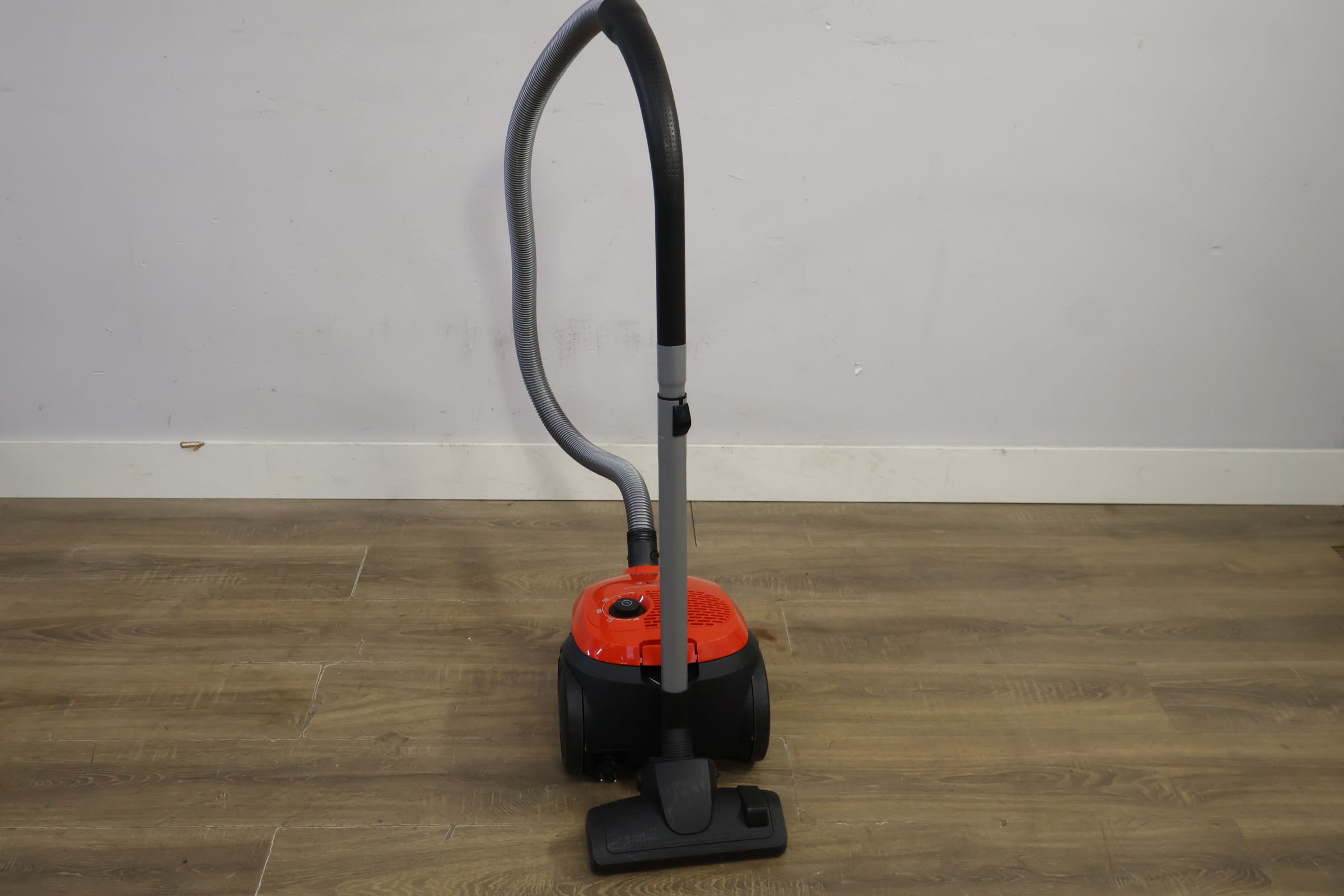 Bosch stofzuiger Serie 2 – foto 6 – kavel bij GSD Auctions, Zoeterwoude