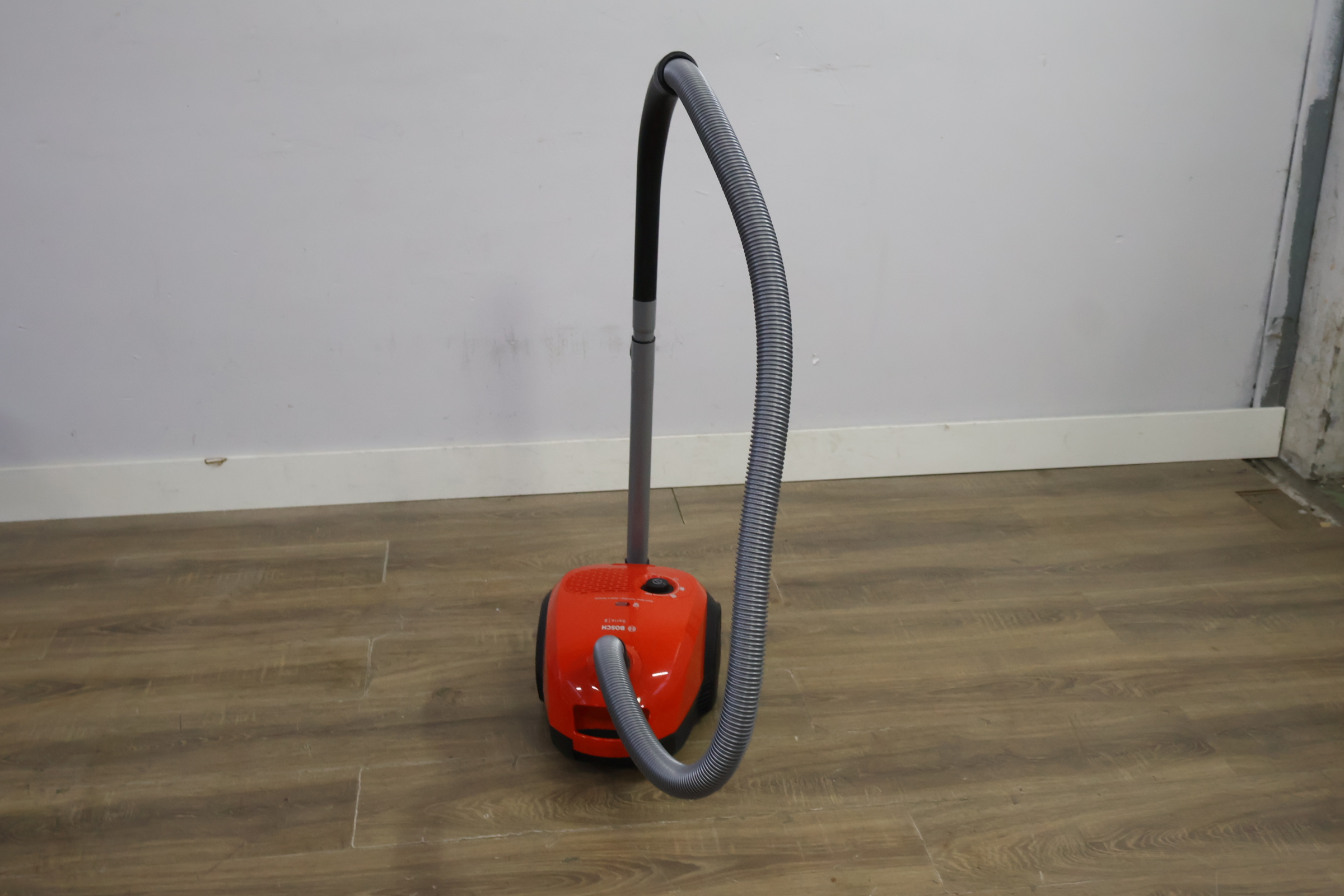 Bosch stofzuiger Serie 2 – foto 9 – kavel bij GSD Auctions, Zoeterwoude