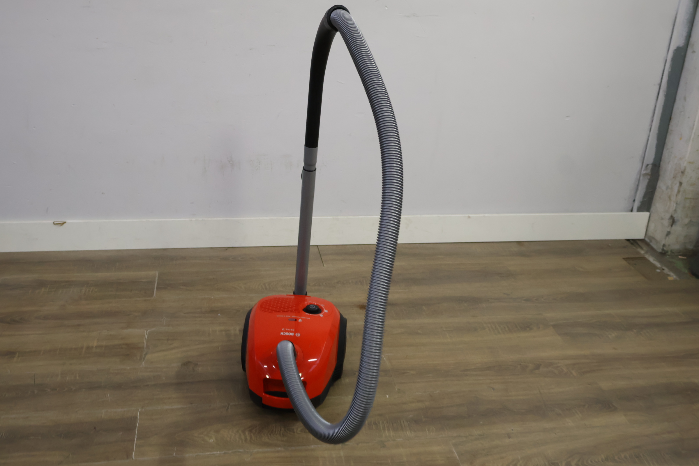 Bosch stofzuiger Serie 2 – foto 10 – kavel bij GSD Auctions, Zoeterwoude