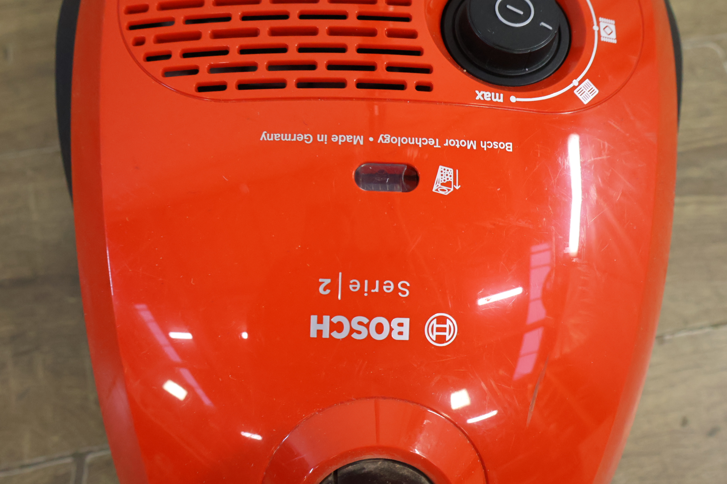 Bosch stofzuiger Serie 2 – foto 11 – kavel bij GSD Auctions, Zoeterwoude