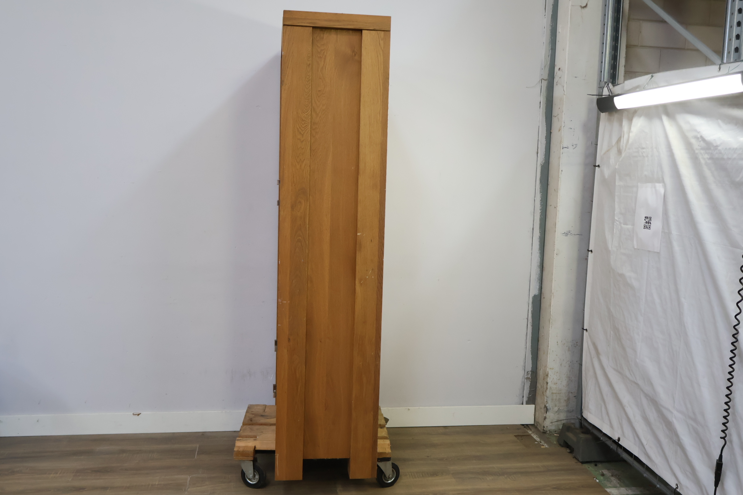 Houten kast met lades en deuren – foto 8 – kavel bij GSD Auctions, Zoeterwoude