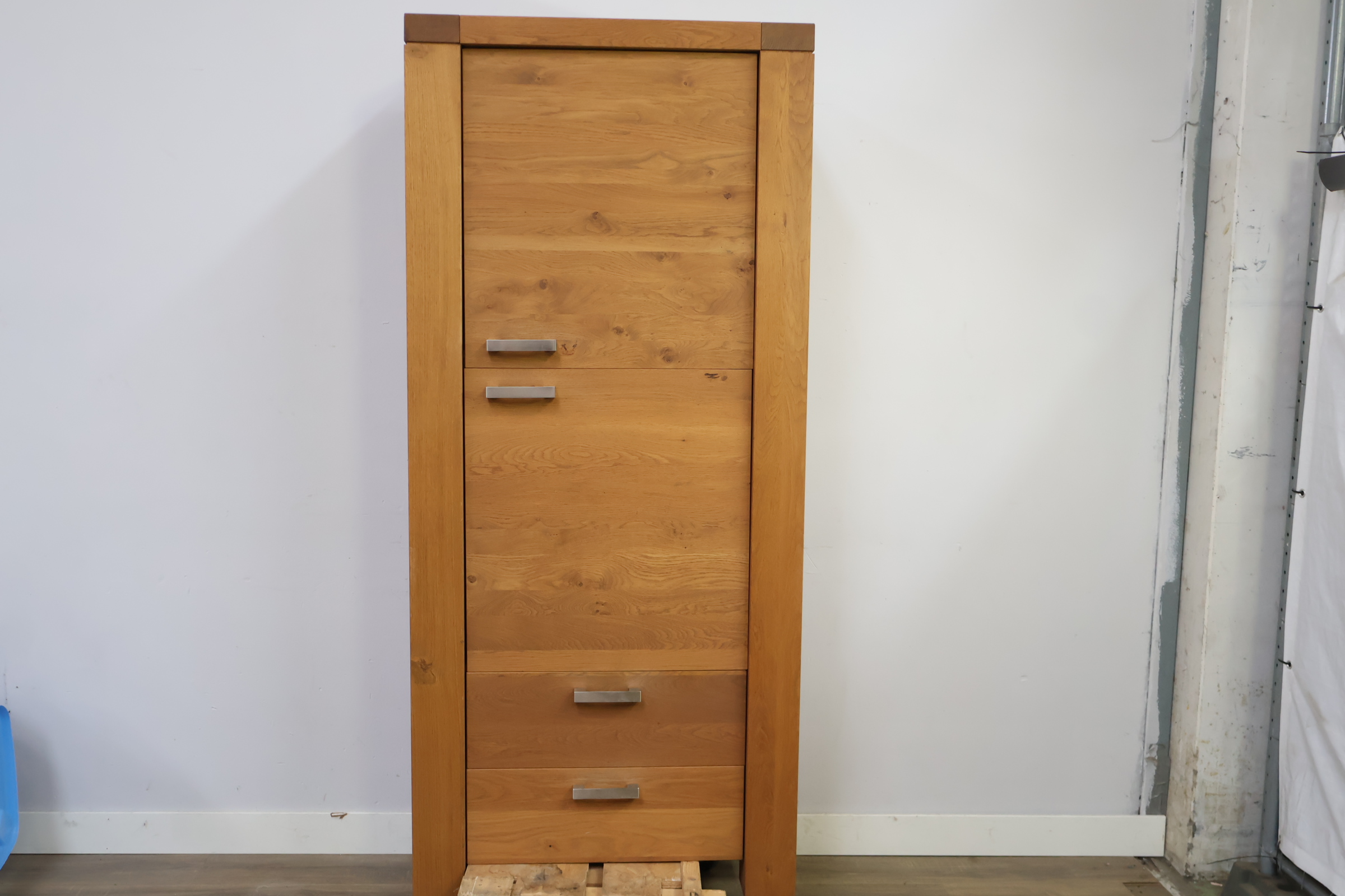 Houten kast met lades en deuren – foto 15 – kavel bij GSD Auctions, Zoeterwoude