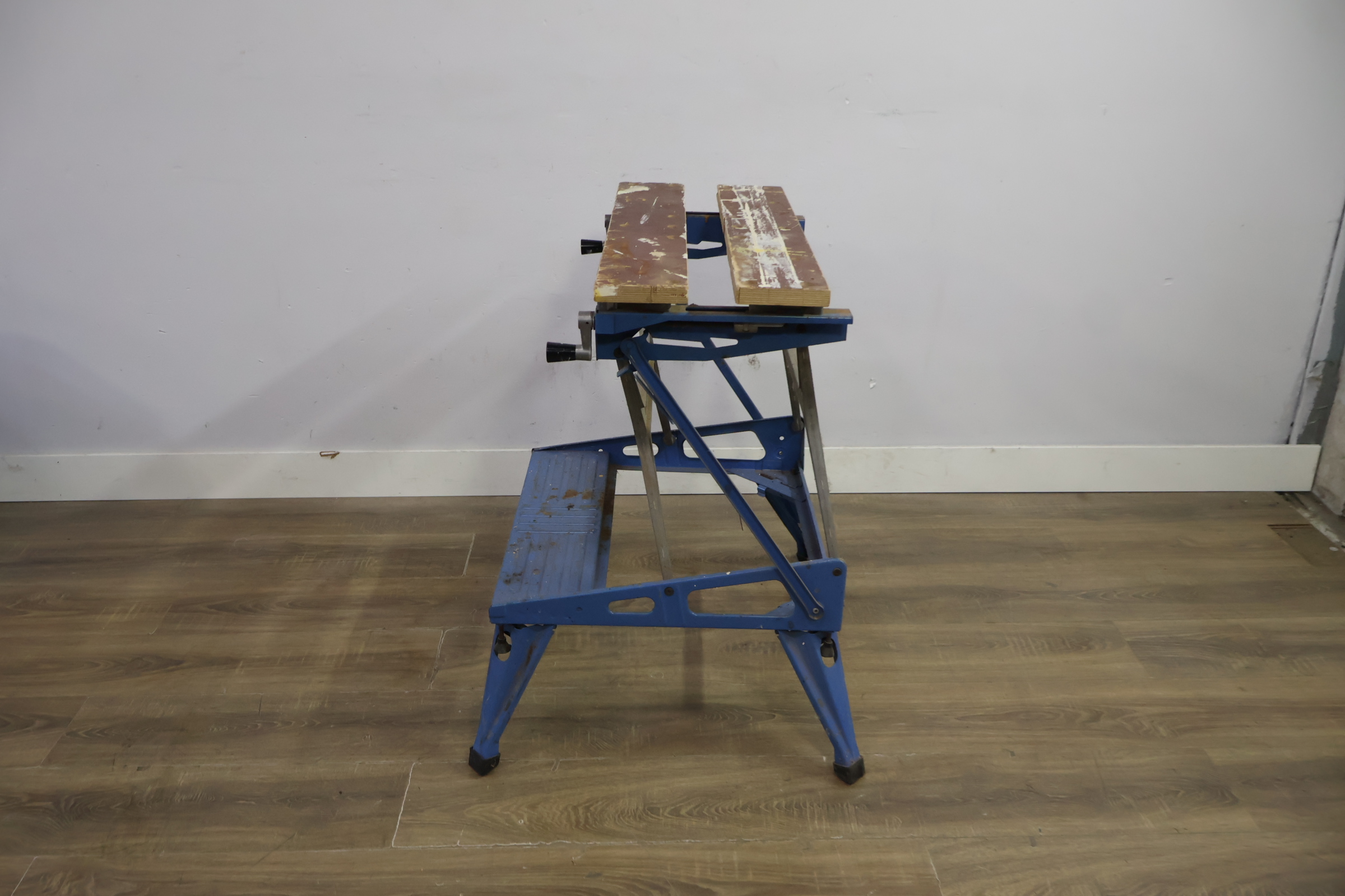 Black & Decker Workmate inklapbare werkbank – foto 4 – kavel bij GSD Auctions, Zoeterwoude