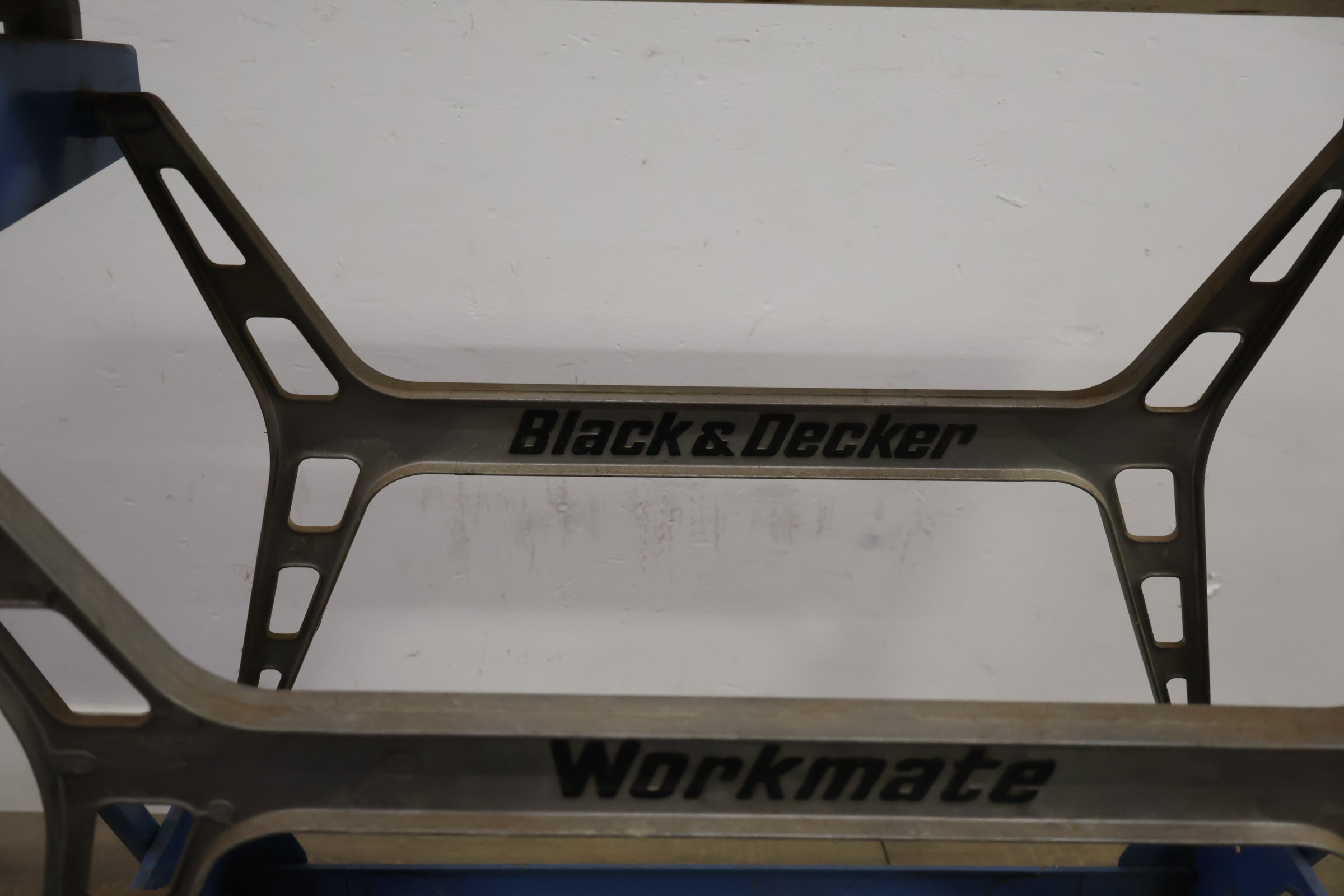 Black & Decker Workmate inklapbare werkbank – foto 8 – kavel bij GSD Auctions, Zoeterwoude