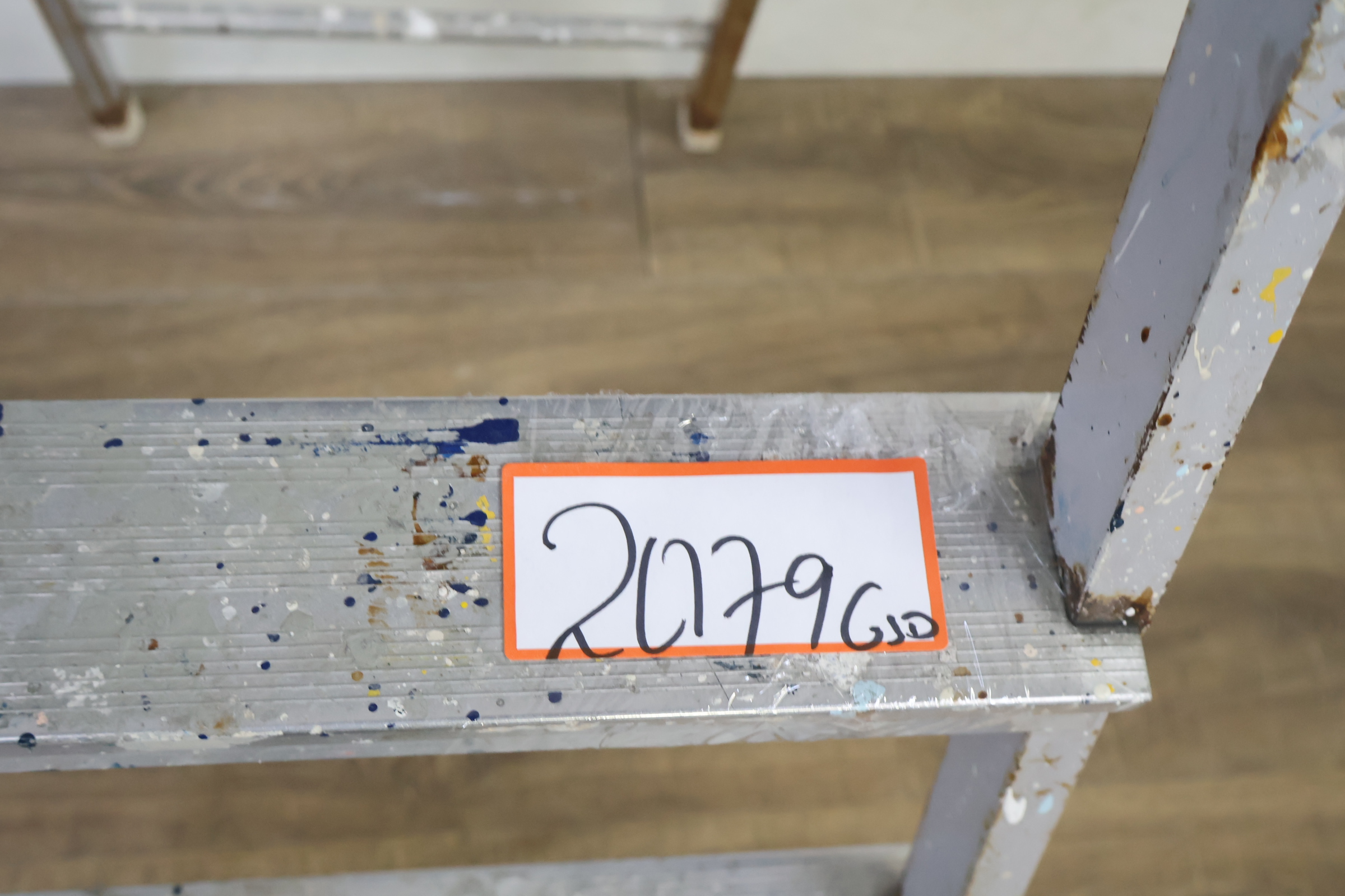 Verfijzertje aluminium met 4 treden – foto 13 – kavel bij GSD Auctions, Zoeterwoude