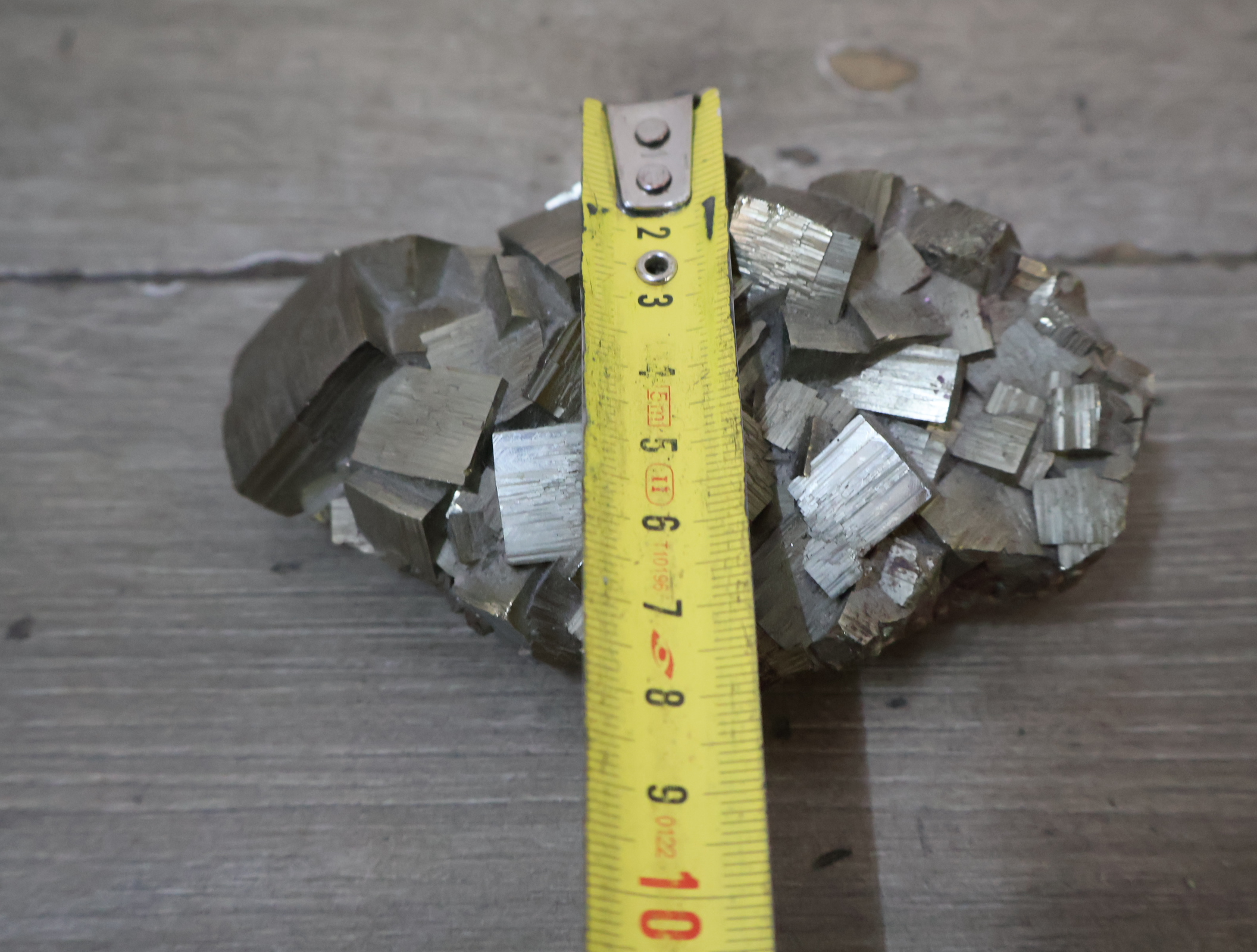 Set ruwe en gepolijste edelstenen met bord Gemstones of the World – foto 16 – kavel bij GSD Auctions, Zoeterwoude