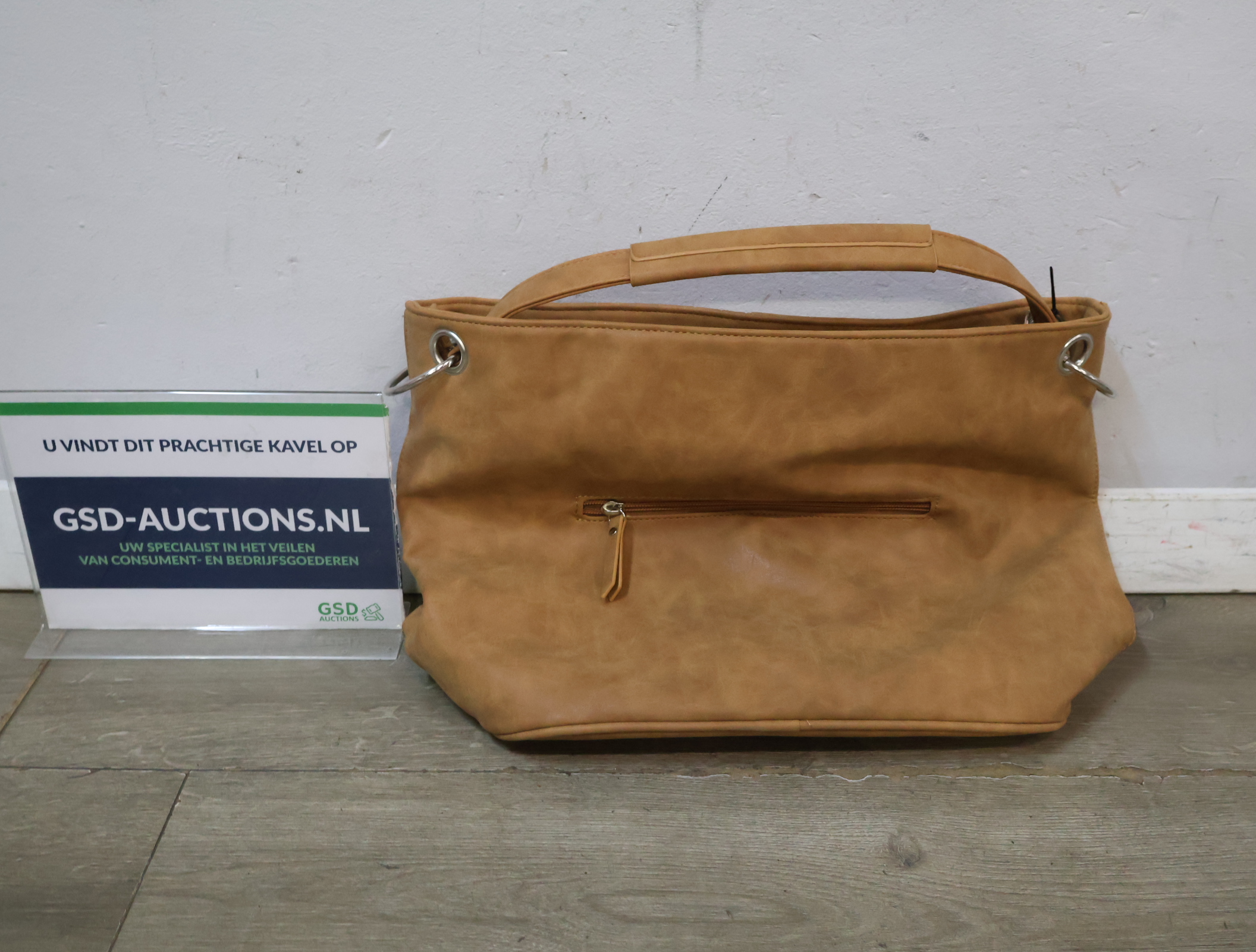 Bruine handtas met buitenvak – foto 2 – kavel bij GSD Auctions, Zoeterwoude