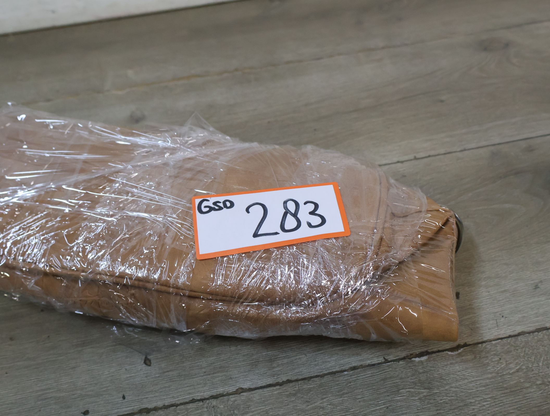 Bruine handtas met buitenvak – foto 20 – kavel bij GSD Auctions, Zoeterwoude