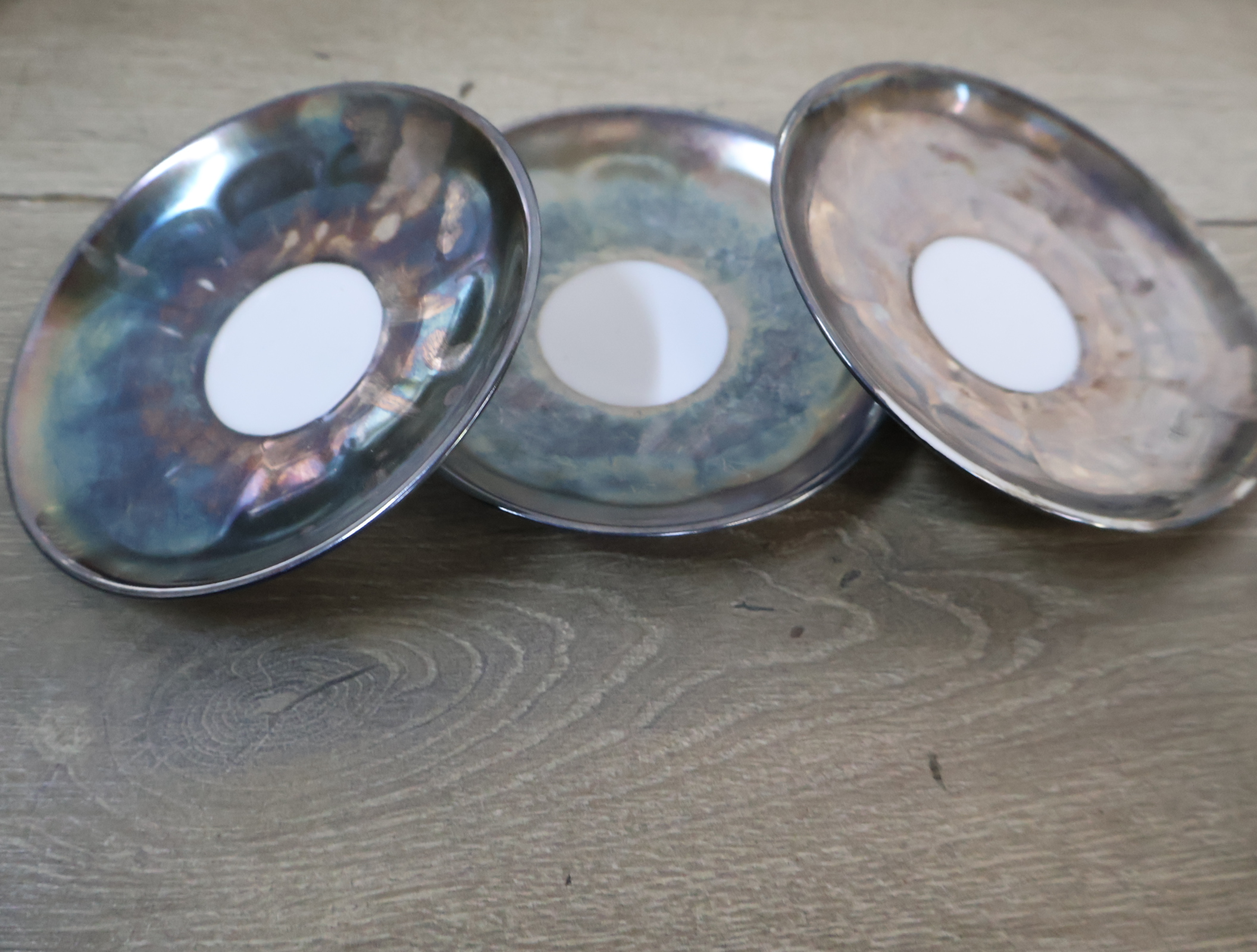 Set zilverkleurig serveerservies en theeservies – foto 10 – kavel bij GSD Auctions, Zoeterwoude