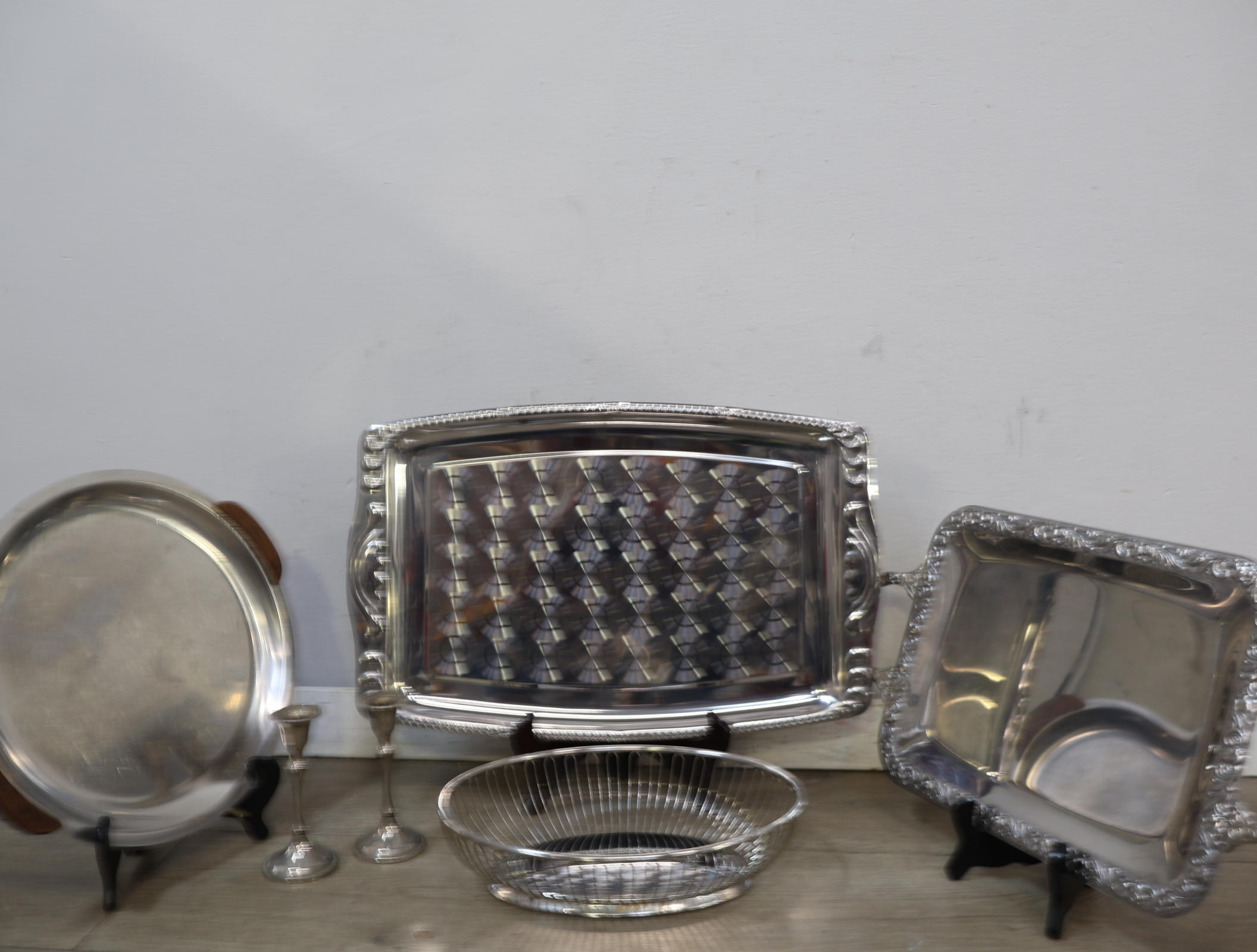 Set zilverkleurig serveerservies en theeservies – foto 15 – kavel bij GSD Auctions, Zoeterwoude
