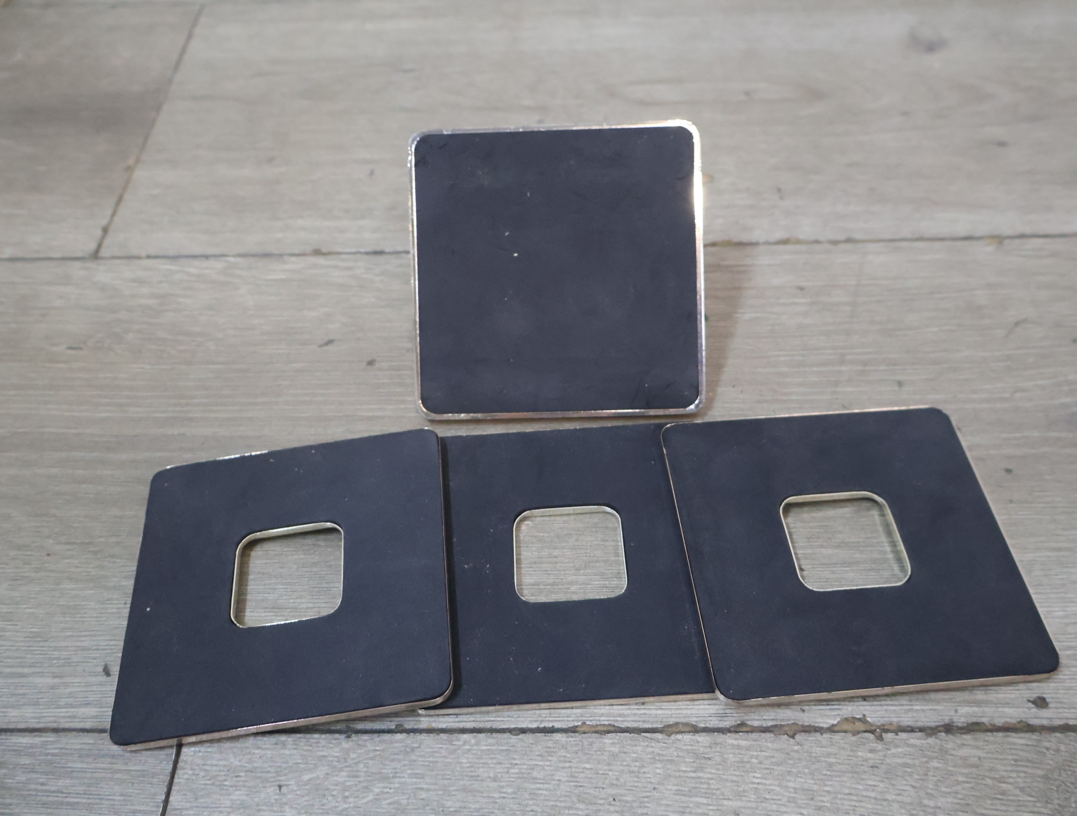 Set zilverkleurig serveerservies en theeservies – foto 23 – kavel bij GSD Auctions, Zoeterwoude