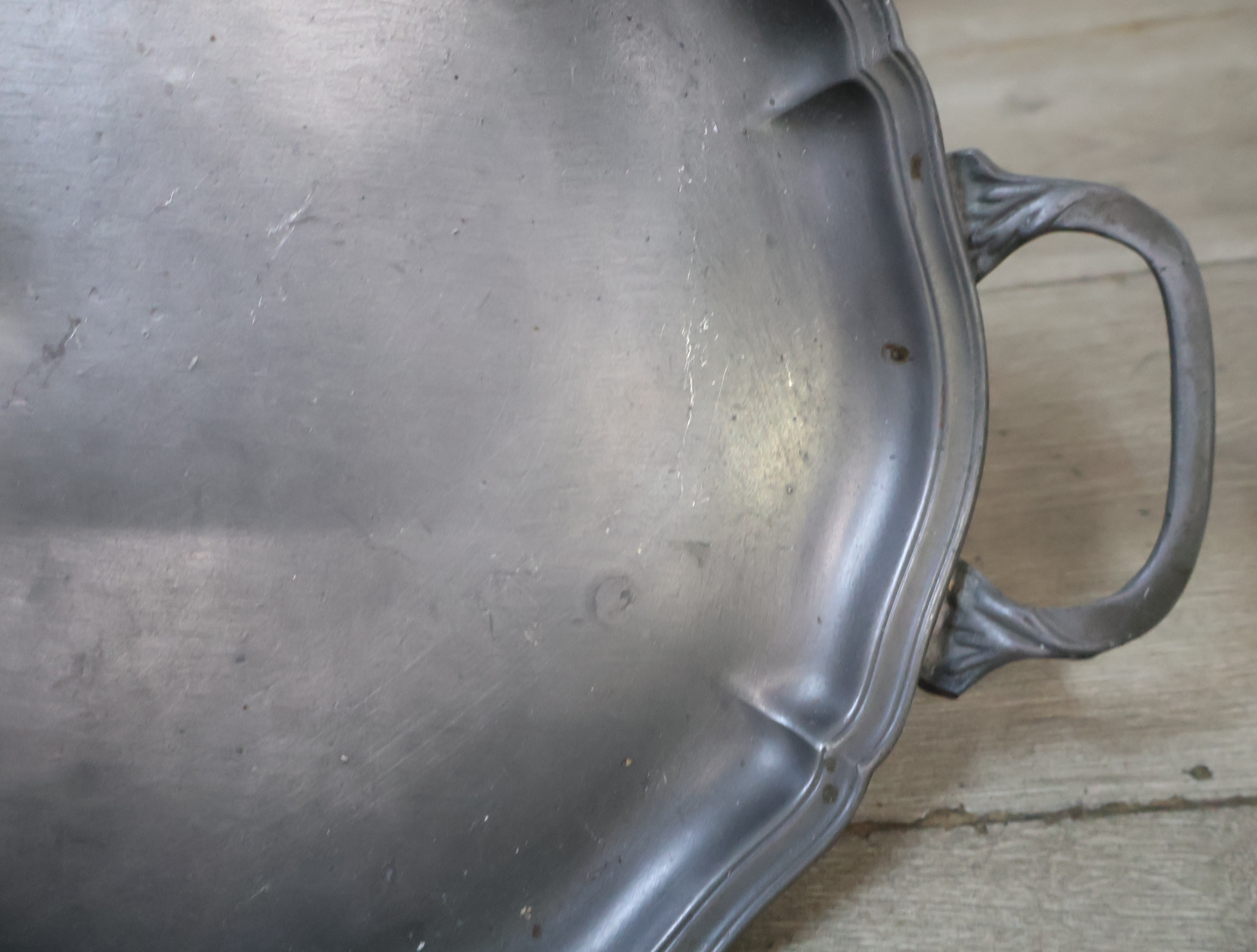 Verzameling verzilverde en tinnen serveer-en drinkgerei – foto 17 – kavel bij GSD Auctions, Zoeterwoude