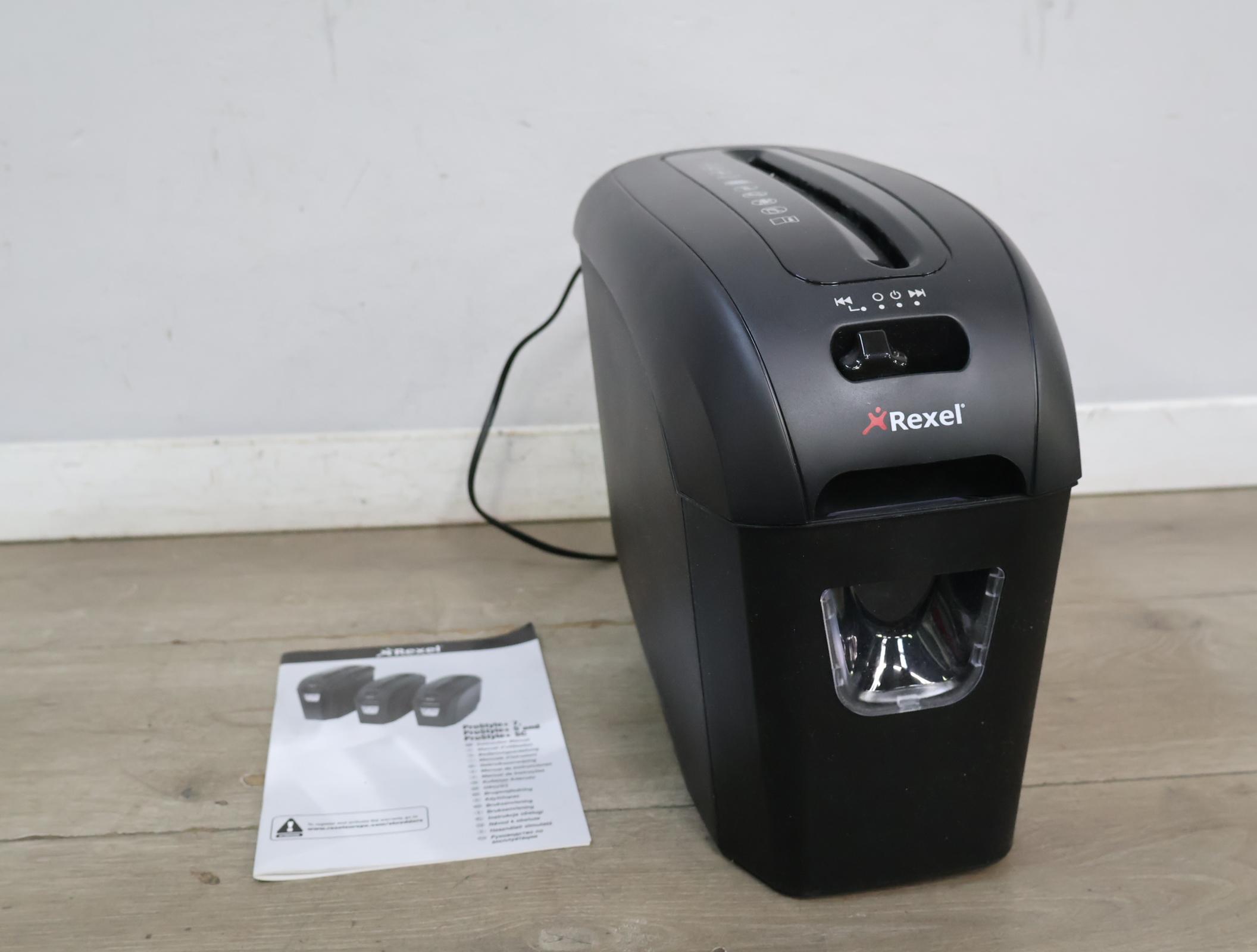 Rexel papierversnipperaar – foto 3 – kavel bij GSD Auctions, Zoeterwoude