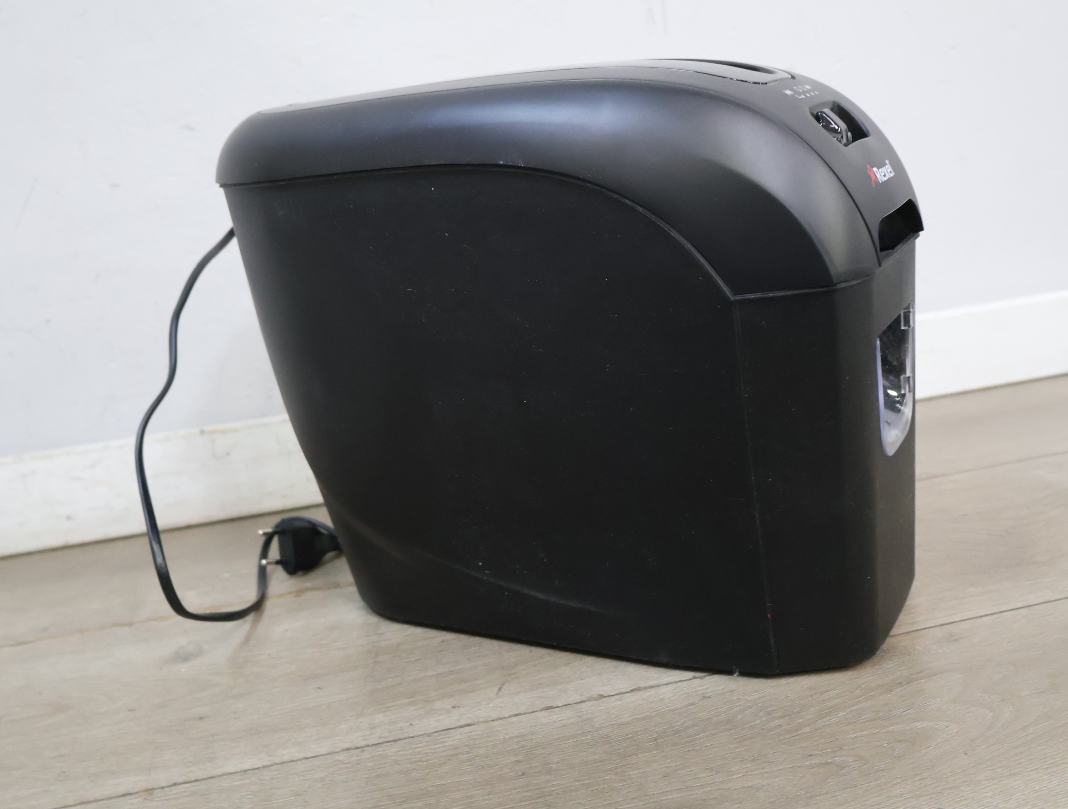 Rexel papierversnipperaar – foto 4 – kavel bij GSD Auctions, Zoeterwoude