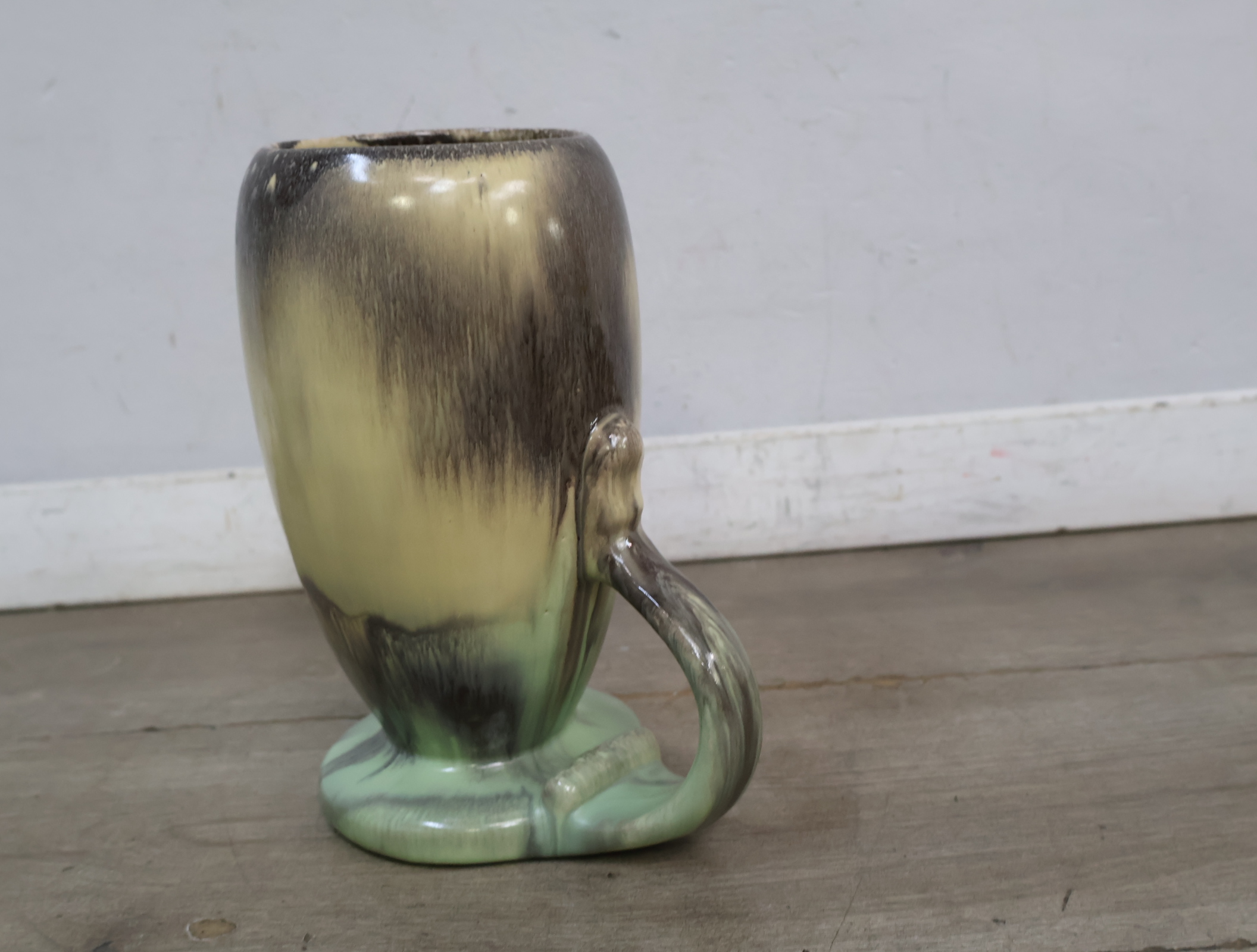 Keramische vaas met groene voet en bruin-beige glazuur – foto 8 – kavel bij GSD Auctions, Zoeterwoude