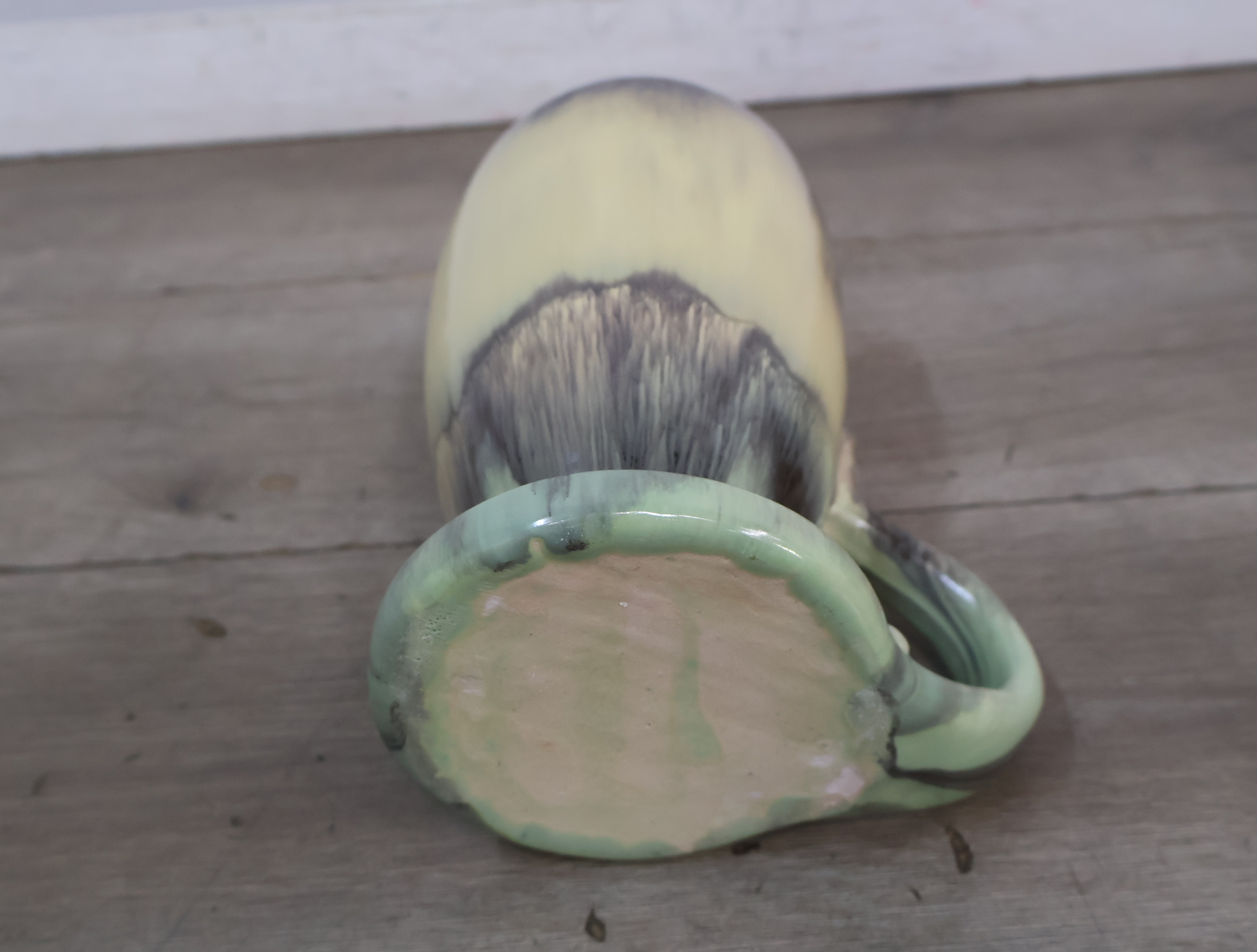 Keramische vaas met groene voet en bruin-beige glazuur – foto 12 – kavel bij GSD Auctions, Zoeterwoude